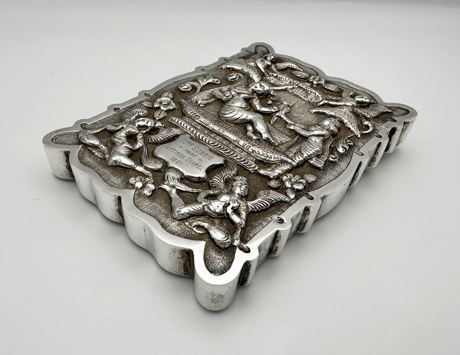 ANTIQUE INDIAN REPOUSE CARD CASE SILVER c1900 HASTINGS CHAPEL KOLKATA