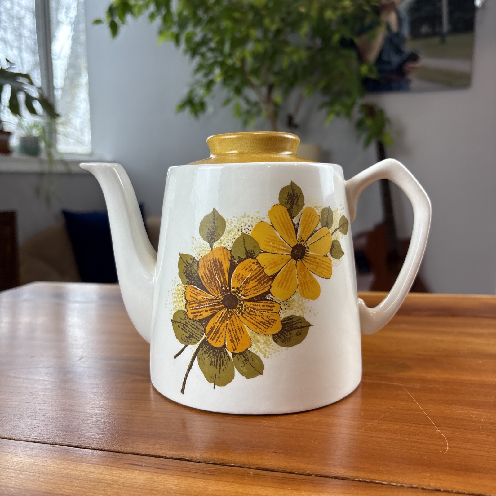 Vintage Myott Sandstone Ironstone Sunflower Patterned Lidded Teapot - 5.75" Tall