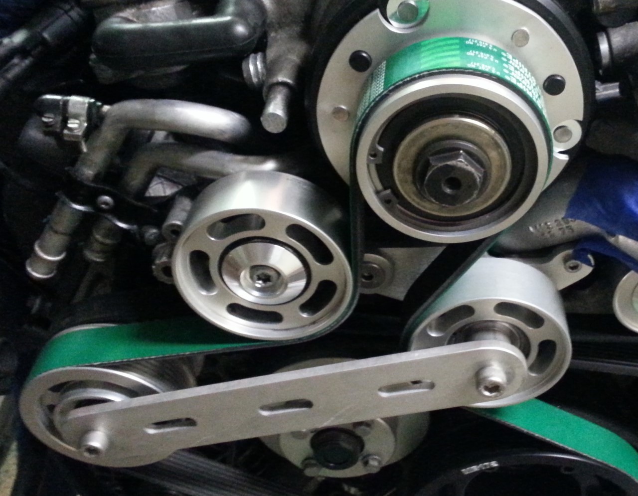 2003 - 2007 UPD M113K AMG Mercedes Belt Wrap Kit E55, CLS55, Sl55, CL55, S55, G