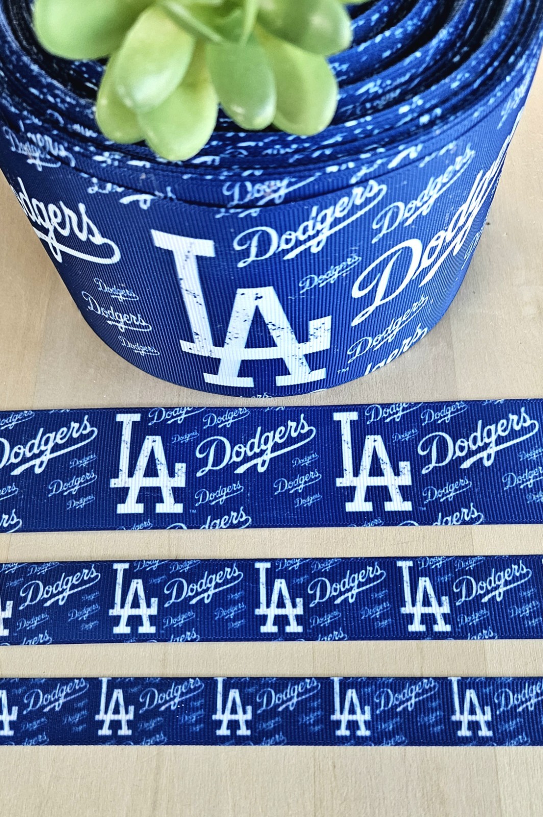 5/8, 7/8, 1.5 & 3" (1YD) Los Angeles Dodgers Grosgrain Ribbon Baseball
