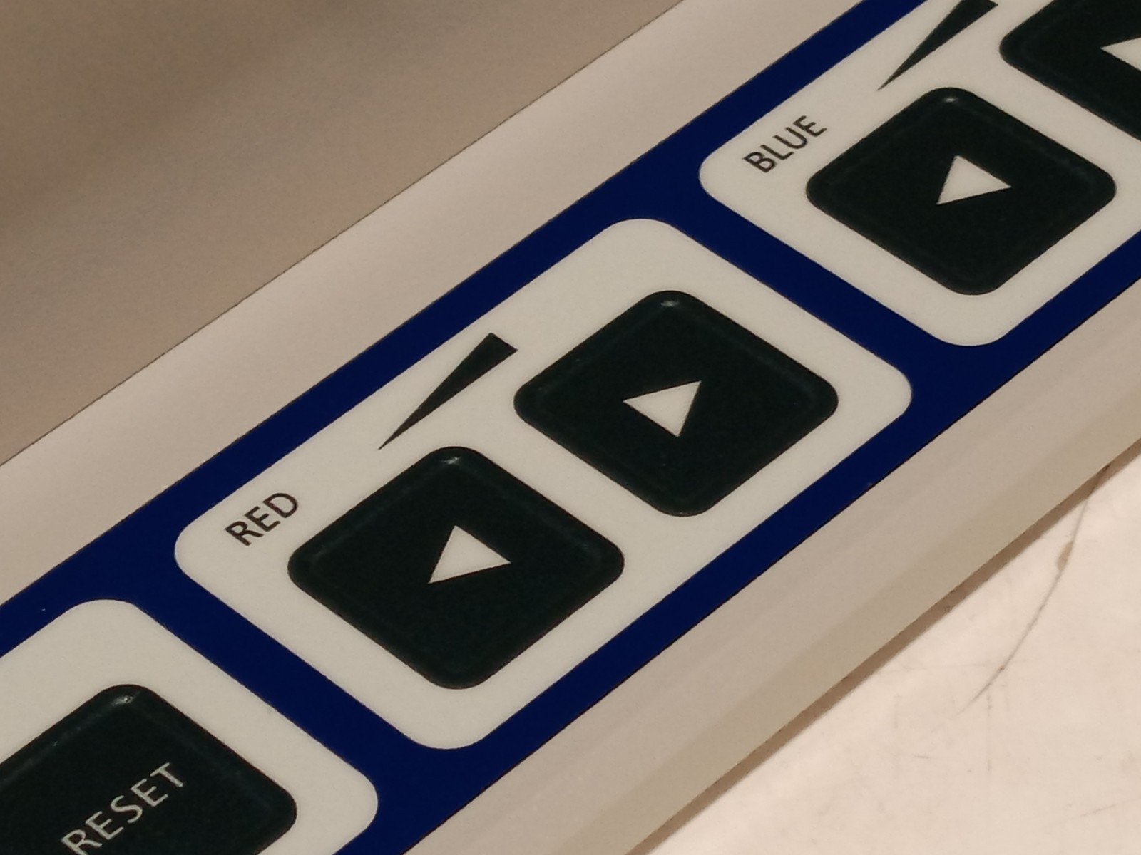 Carl Zeiss MediLive 3 CCD Mono NTSC Camera Control Unit MNR 1030-466 as shown