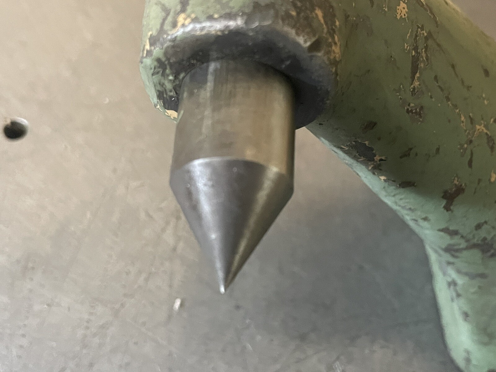 K.O. LEE TOOL & CUTTER GRINDING CENTER - TAIL STOCK -