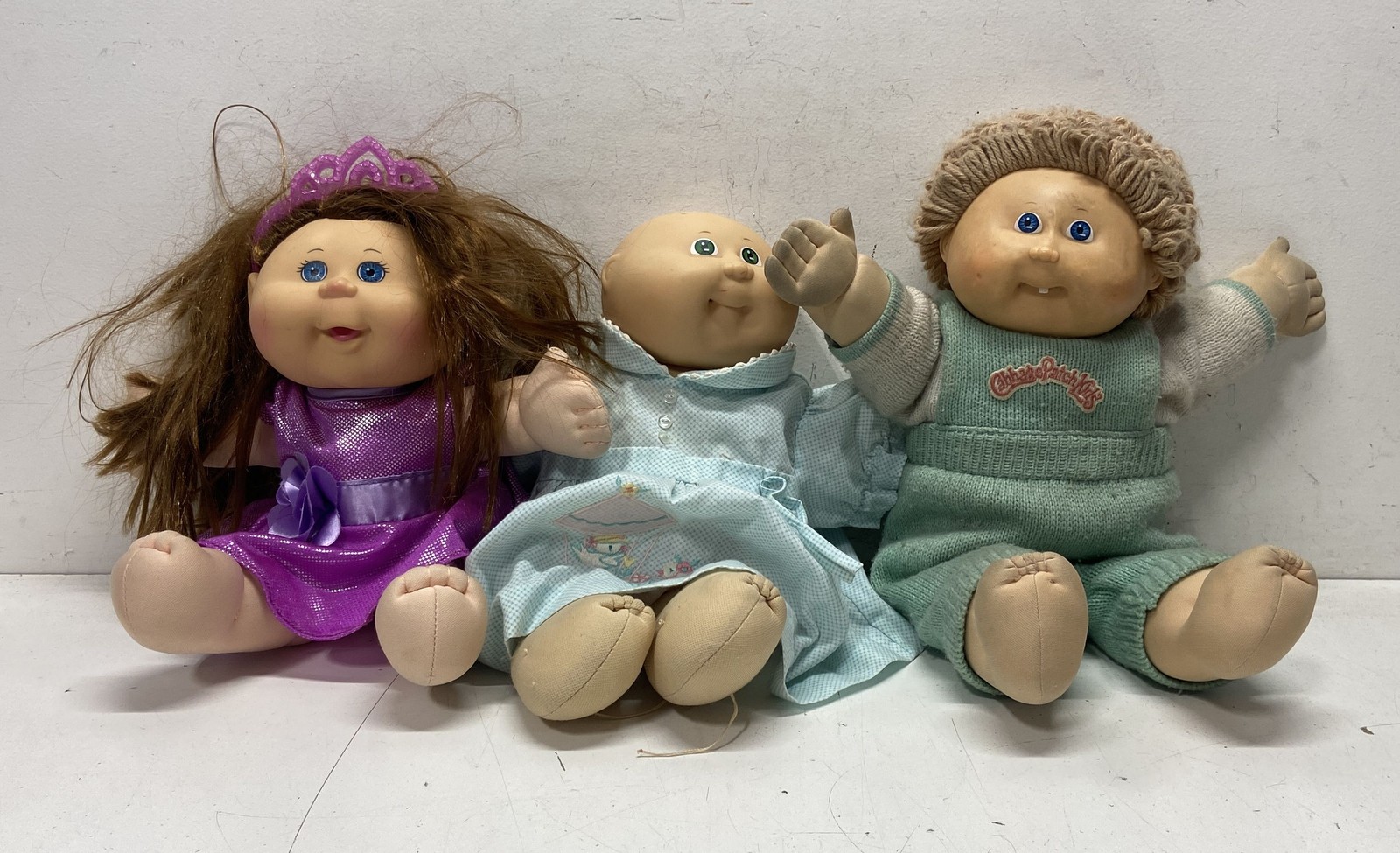 Assorted Bundle Lot Of 10 Cabbage Patch Kid Dolls