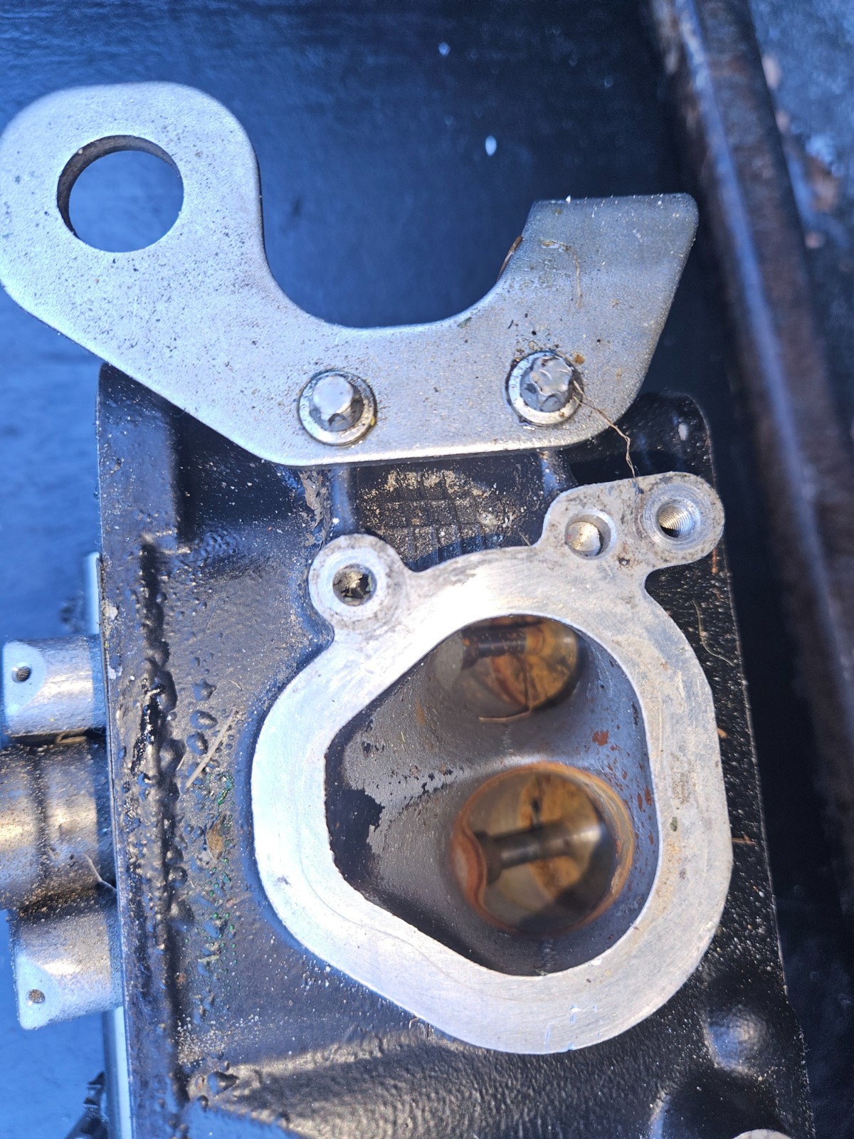 Sea Doo 2009 RXT 255 sc ENGINE TOP END HEAD VALVES VALVE FOR PARTS OR REPAIR