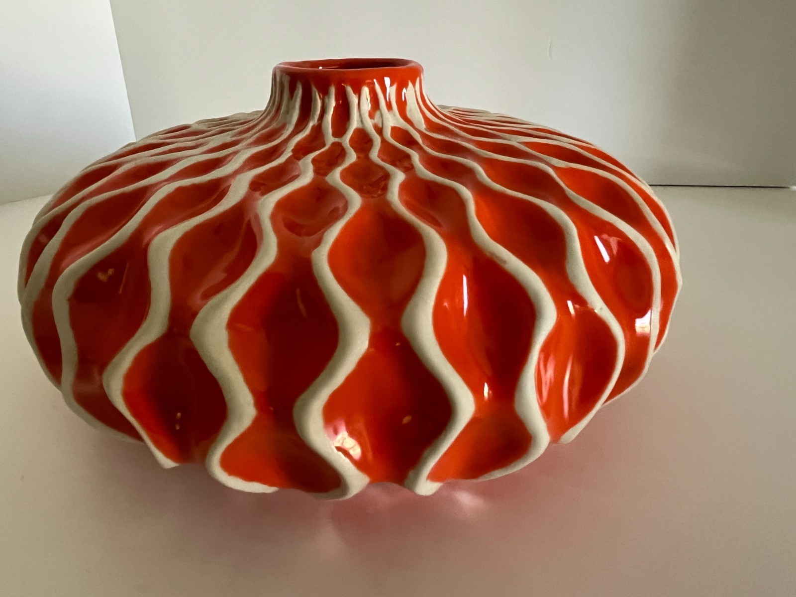 Modern Raised Wavy Design Vases Set of 3