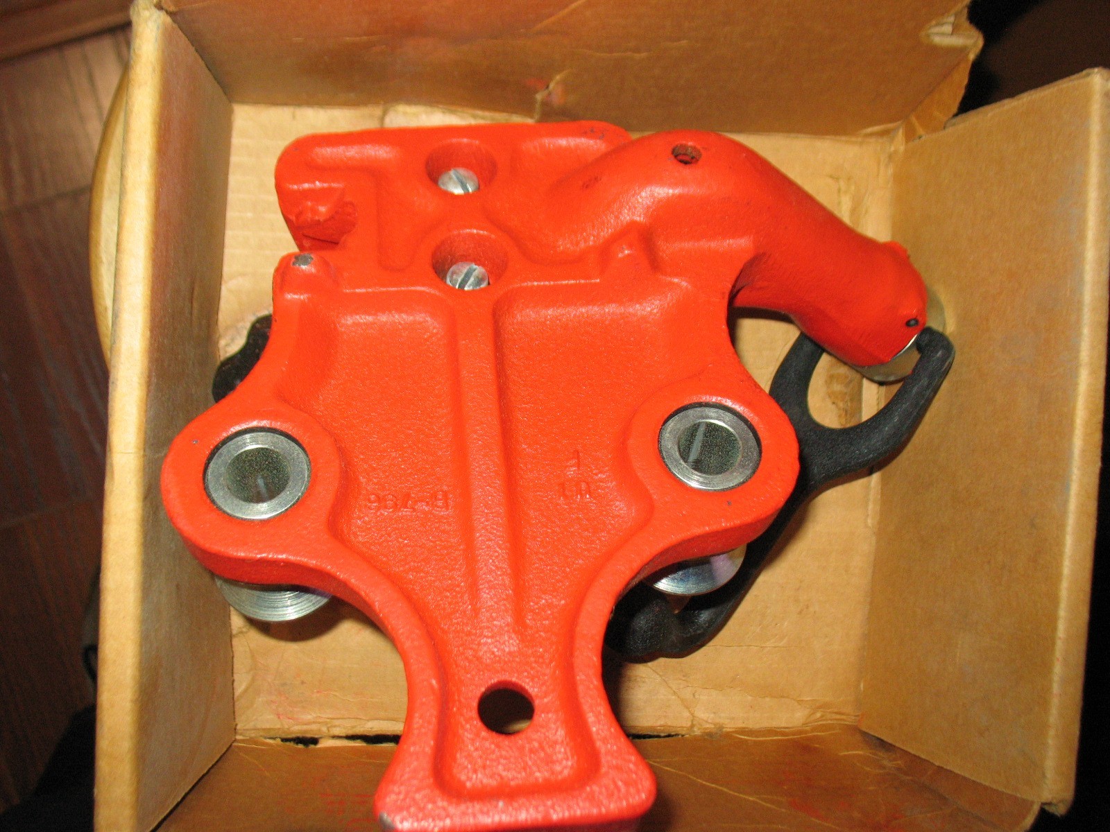 RIDGID BC410P Bench Chain Vise, 1/2 inch to 4- 1/2 inch Bench Vise