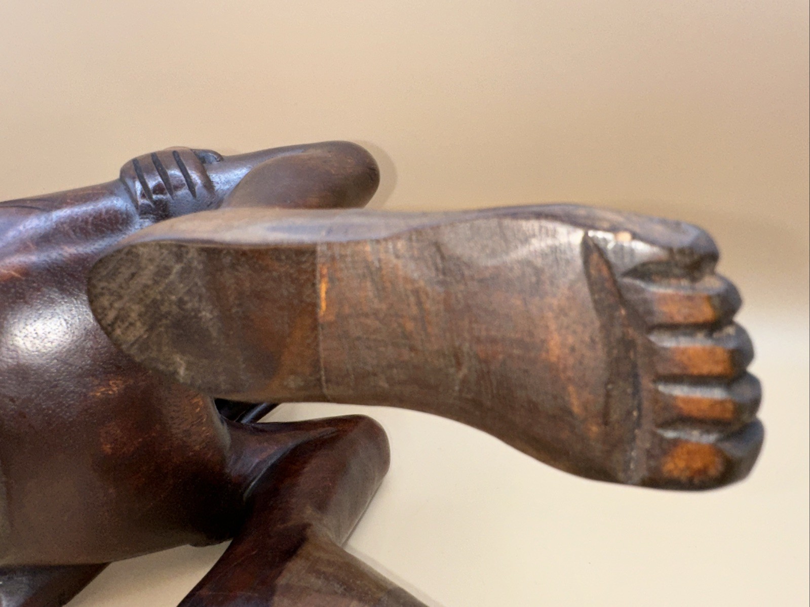 RARE!! VTG AFRICAN MAKONDE MAASAI HAND-CARVED EBONY WOOD SEATED WOMAN SCULPTURE