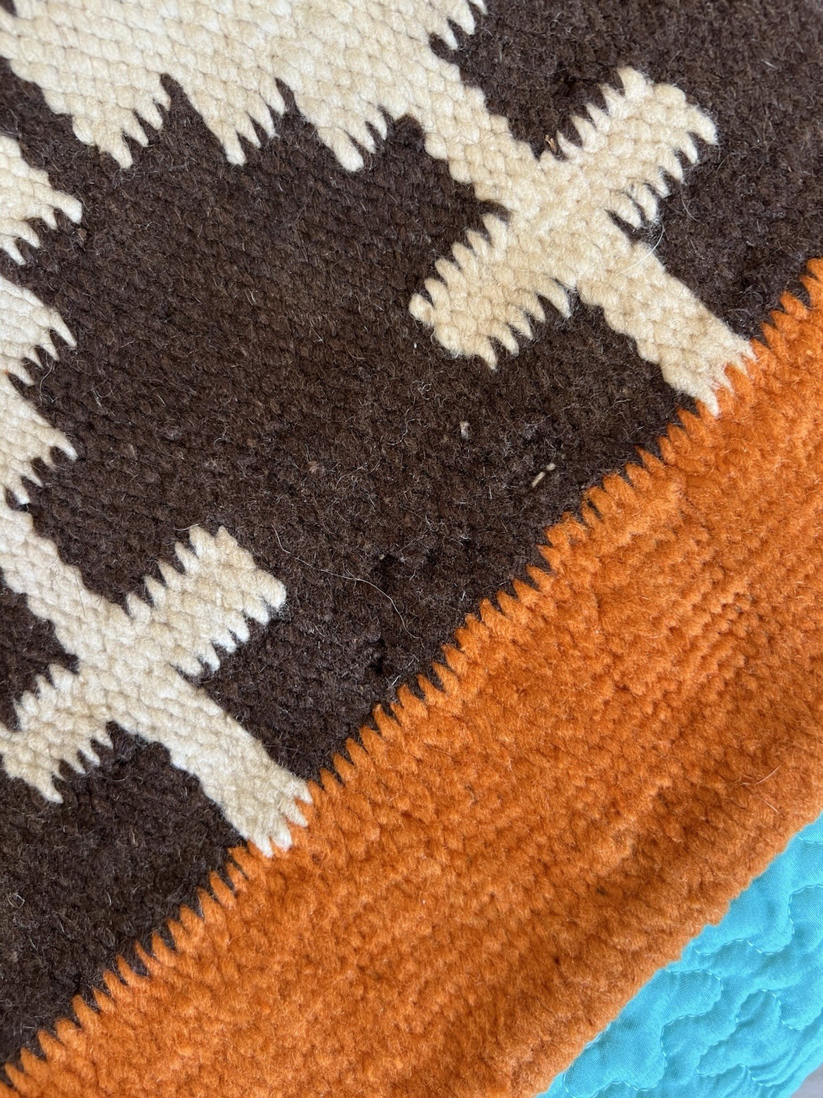 Beautiful Vintage Navajo Yie Rug Native American 47 x 33 Home Spun Wool As Is