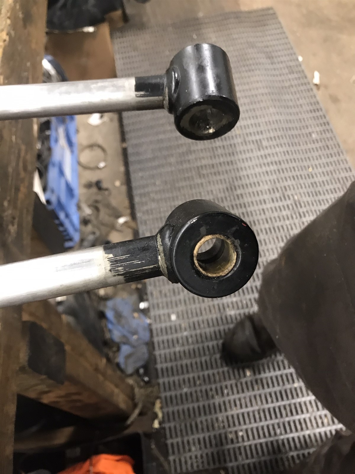 Mercury marine MerCruiser Alpha Bravo trim tilt lift hydraulic cylinders NO SALT