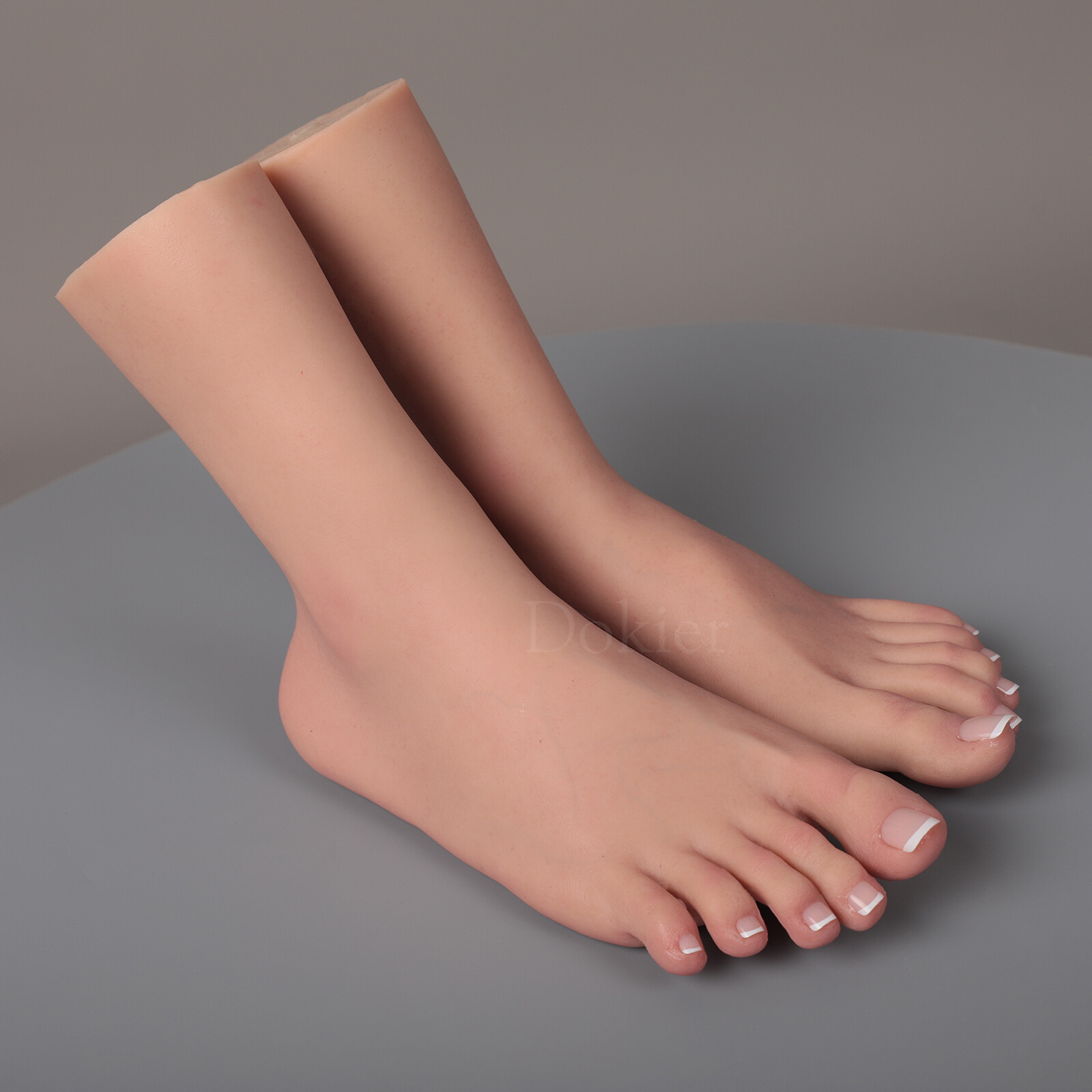Realistic Silicone Female Foot Model Lifesize Mannequin Display Fake Feet Model
