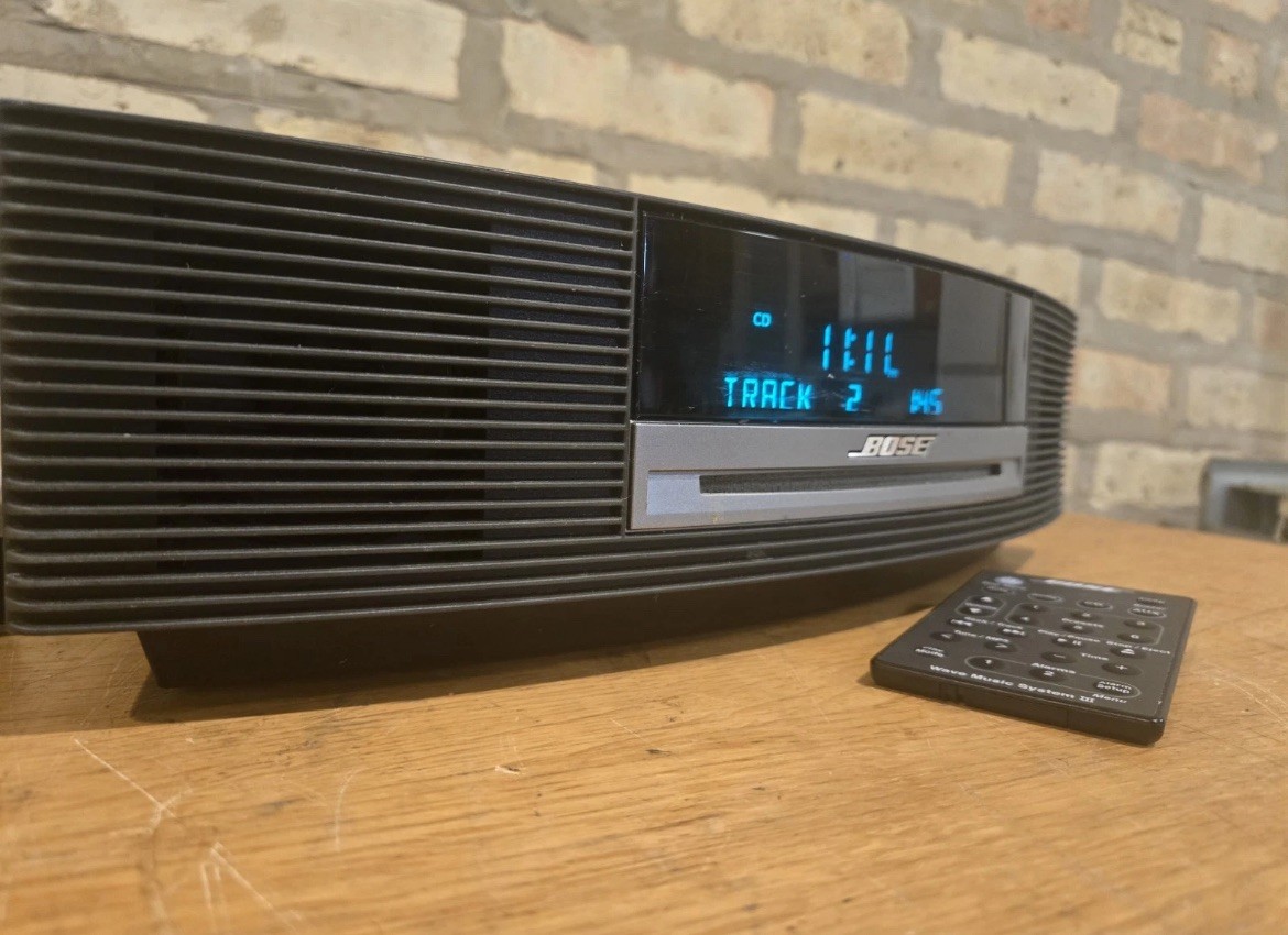 Refurbished Bose Wave Music System AWRCC1 CD/AM-FM Radio + Remote +1 Yr Warranty