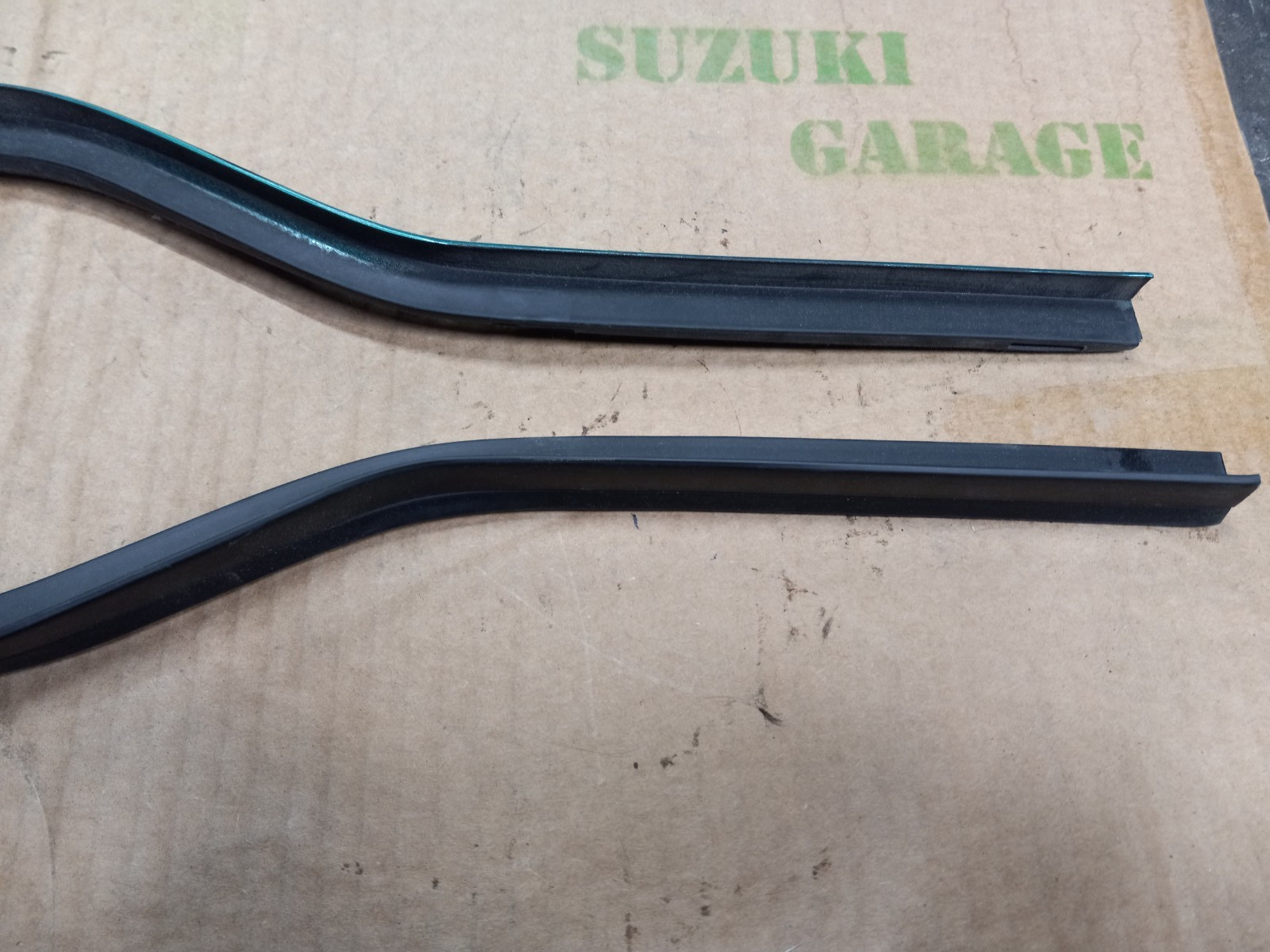 89-98 General Motors (GM) GEO TRACKER 2D Weatherstrip Window Door Belts *OEM*