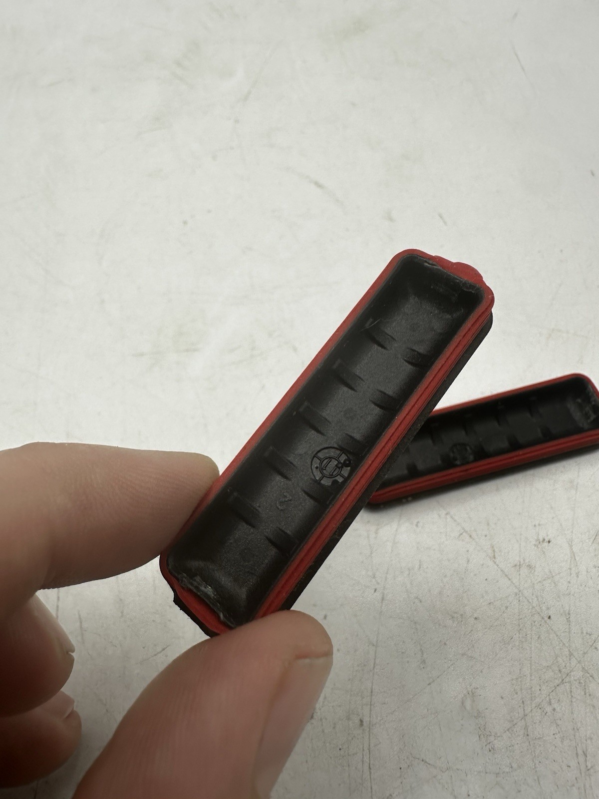 3M 1079 SV-R - Replacement Battery Cover for Comtac III/IV - 1 Pair