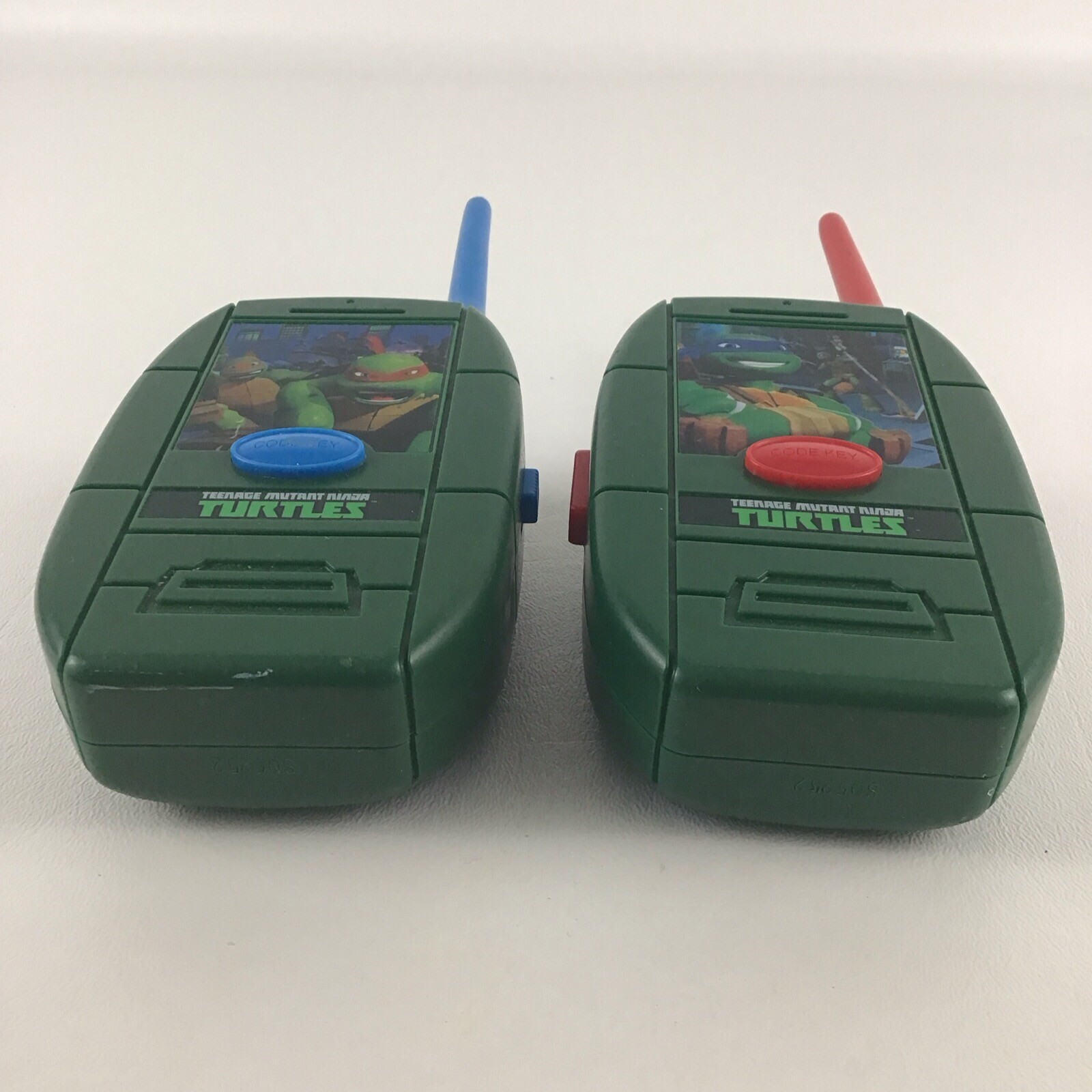 Teenage Mutant Ninja Turtles Walkie Talkies Leo Mikey Donny Playmates Toys TMNT
