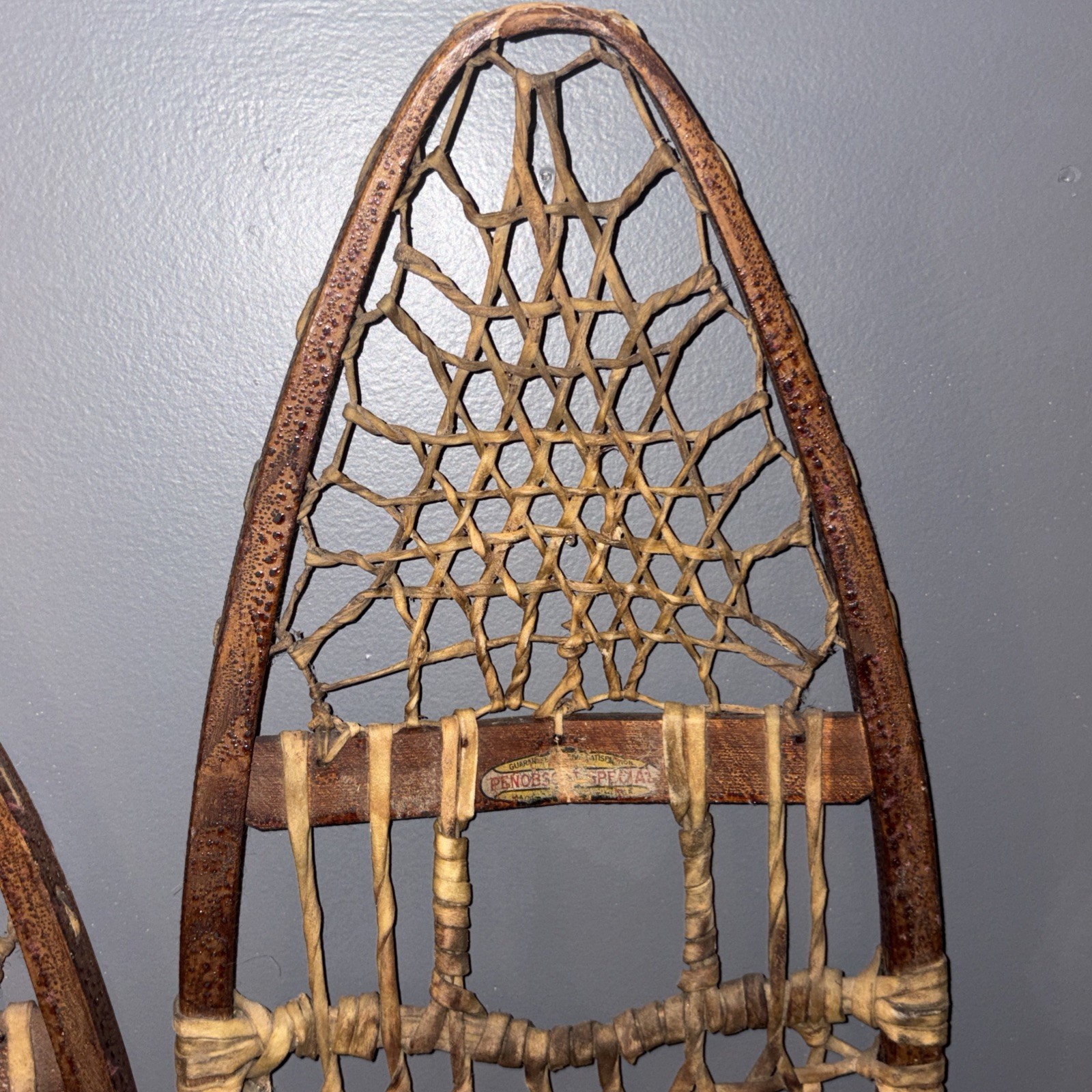 NICE PAIR OF ANTIQUE WOOD WOODEN SNOWSHOES PENOBSCOT SPECIALS MAINE