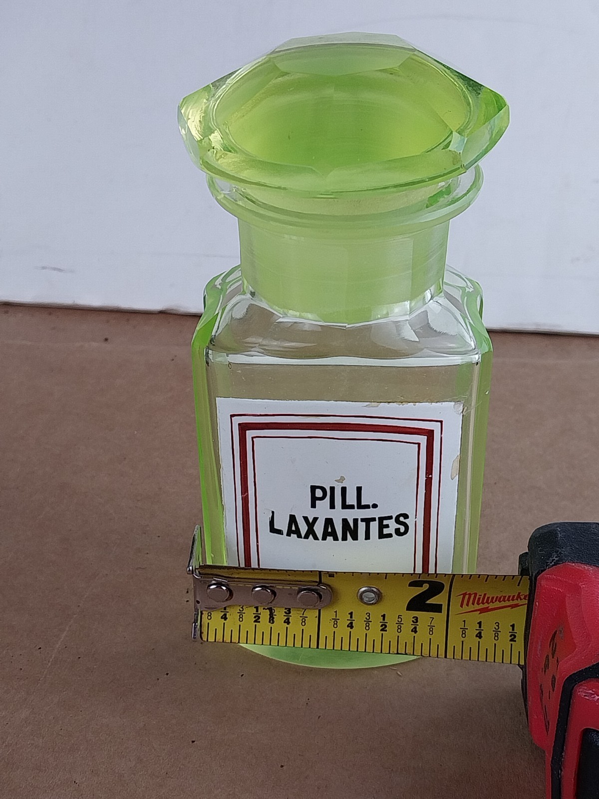 Antique Rare Uranium Glass Apothecary Chemist Pharmacy Medicine Bottle Vaseline