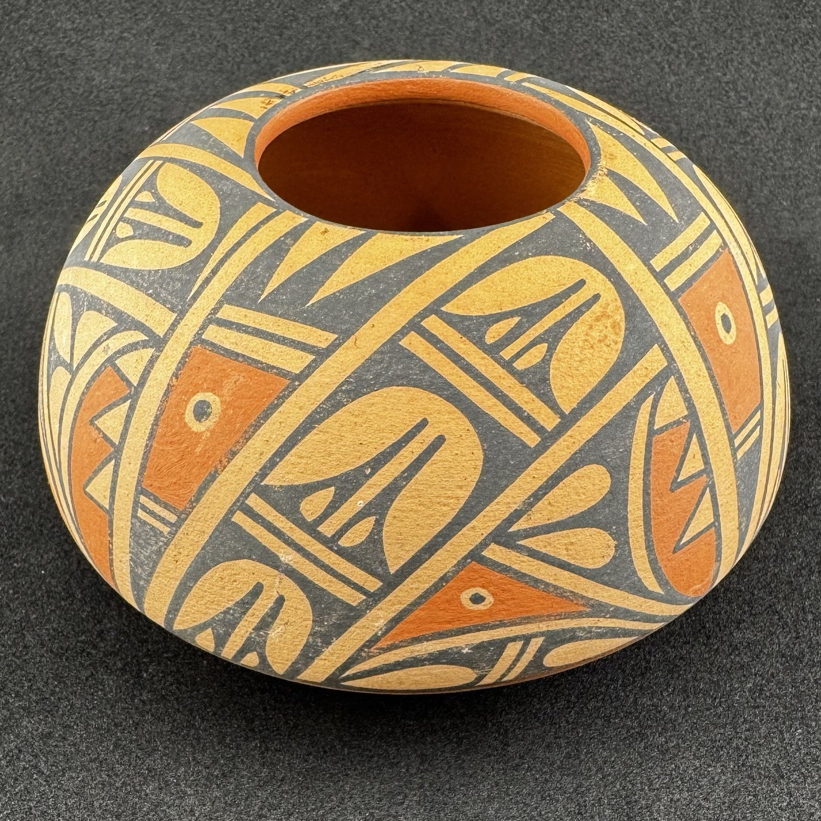 Native American Jemez Pueblo Pottery Olla Signed Jemez Polychrome Jar