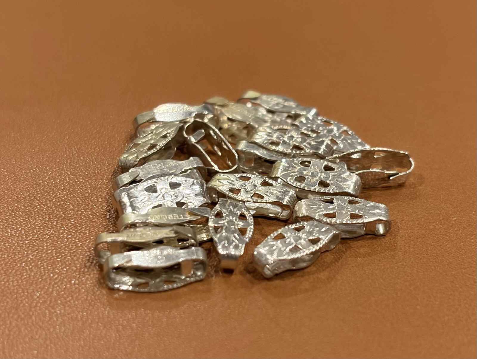 Lot Of 20pc Floral Pinch Bail Connectors .925 Sterling Silver Vintage 5x10mm