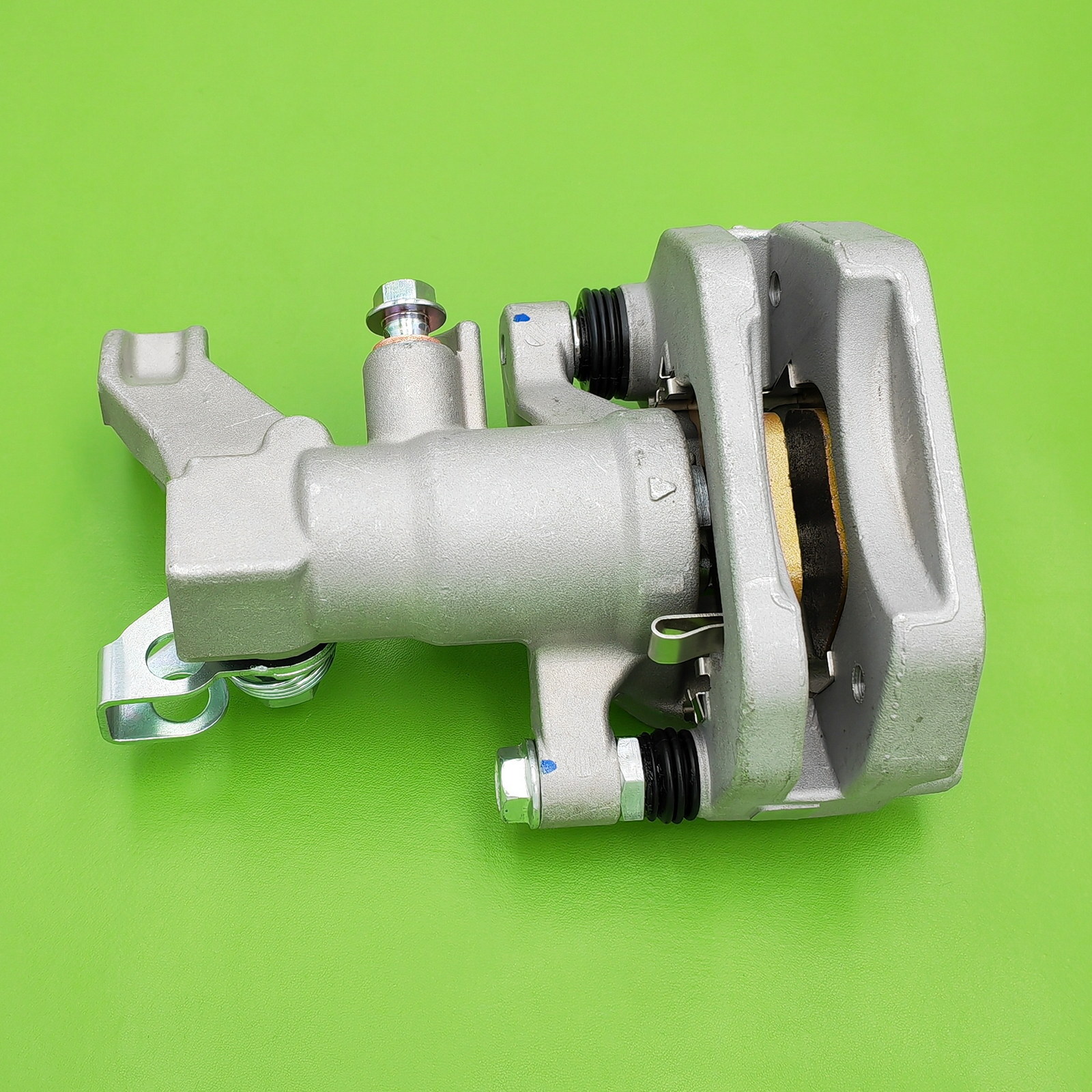 New Rear Brake Caliper w/Pads For HONDA Rincon 650 TRX650 2003-2005