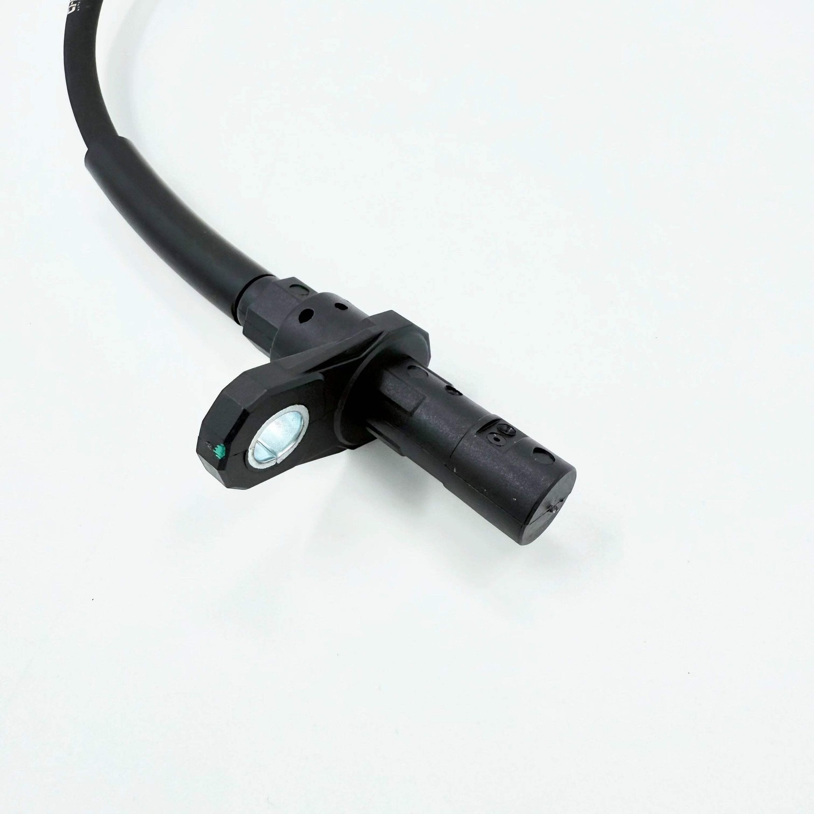 Wheel Speed Sensor ABS Rear For Isuzu NPR NPR-HD NQR 4HK1 4HE1 4JJ1 3.0L 07-21