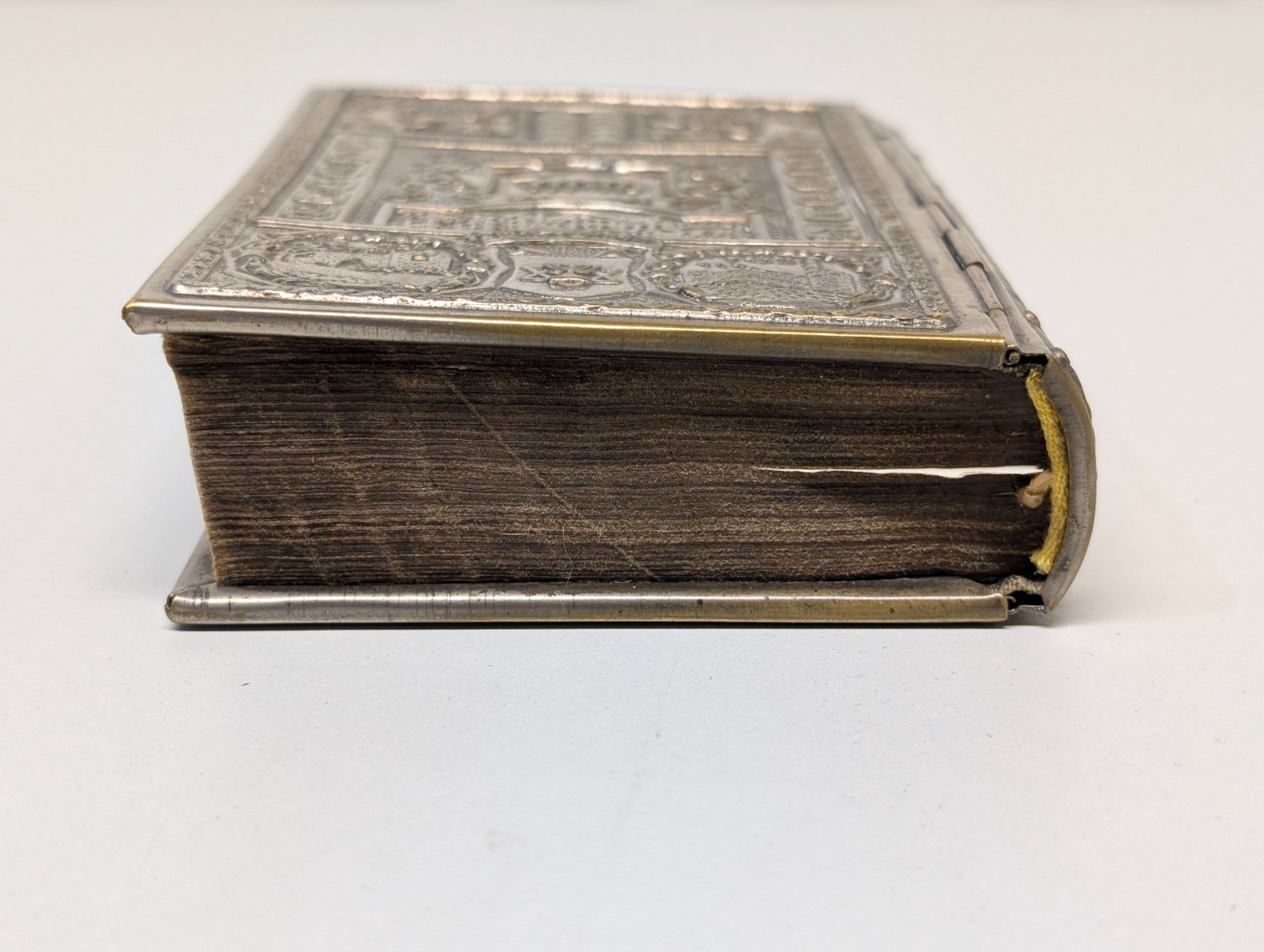 Hebrew Machzor Prayer Book With Ornate Metal Cover