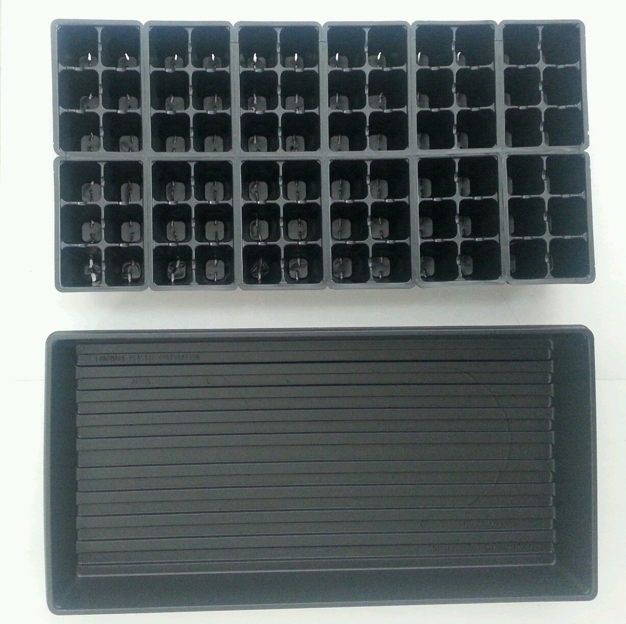 Set of 10 SOLID TRAYS AND 720 Cells Seedling Starting 10 Inserts Black 1206