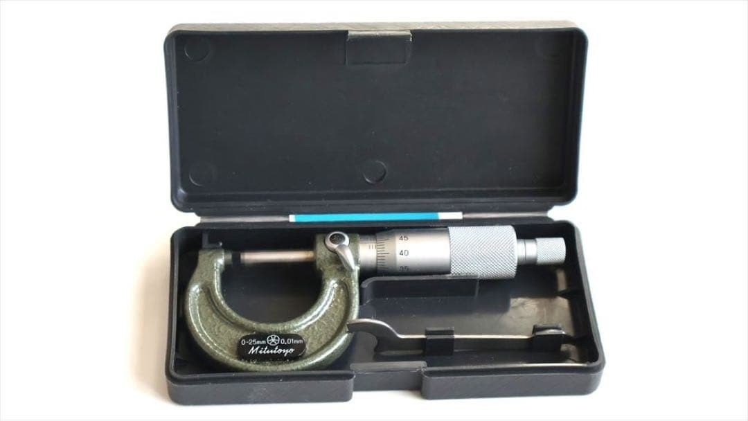 Mitutoyo Outside Micrometer 0-25mm With Case #77