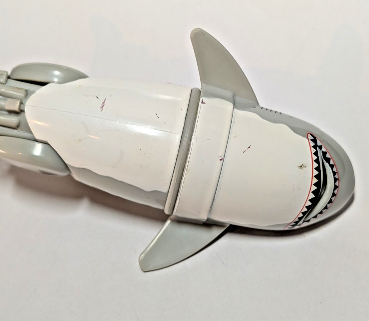 LIL FISHYS Tiger Shark VG+ swimming fish