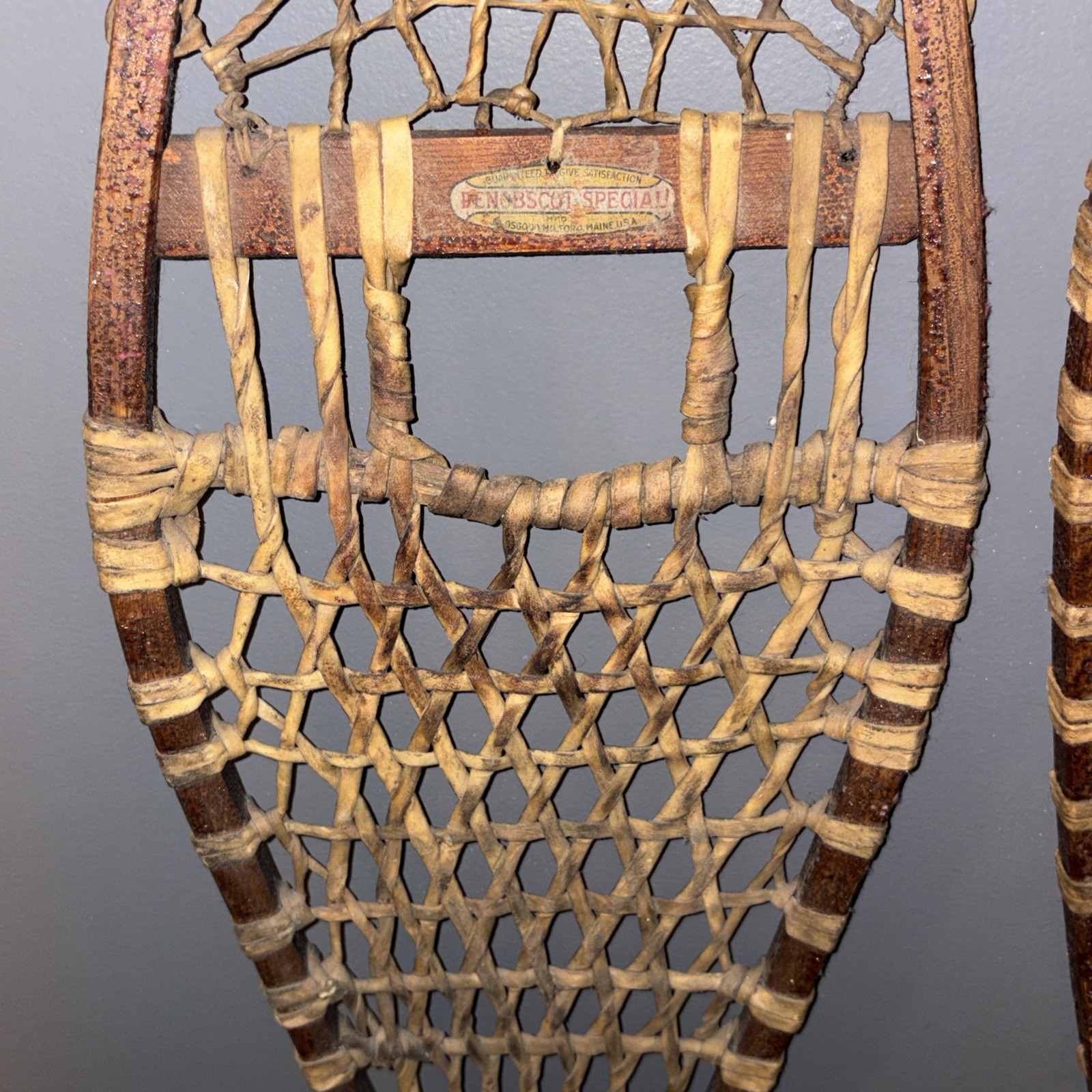NICE PAIR OF ANTIQUE WOOD WOODEN SNOWSHOES PENOBSCOT SPECIALS MAINE