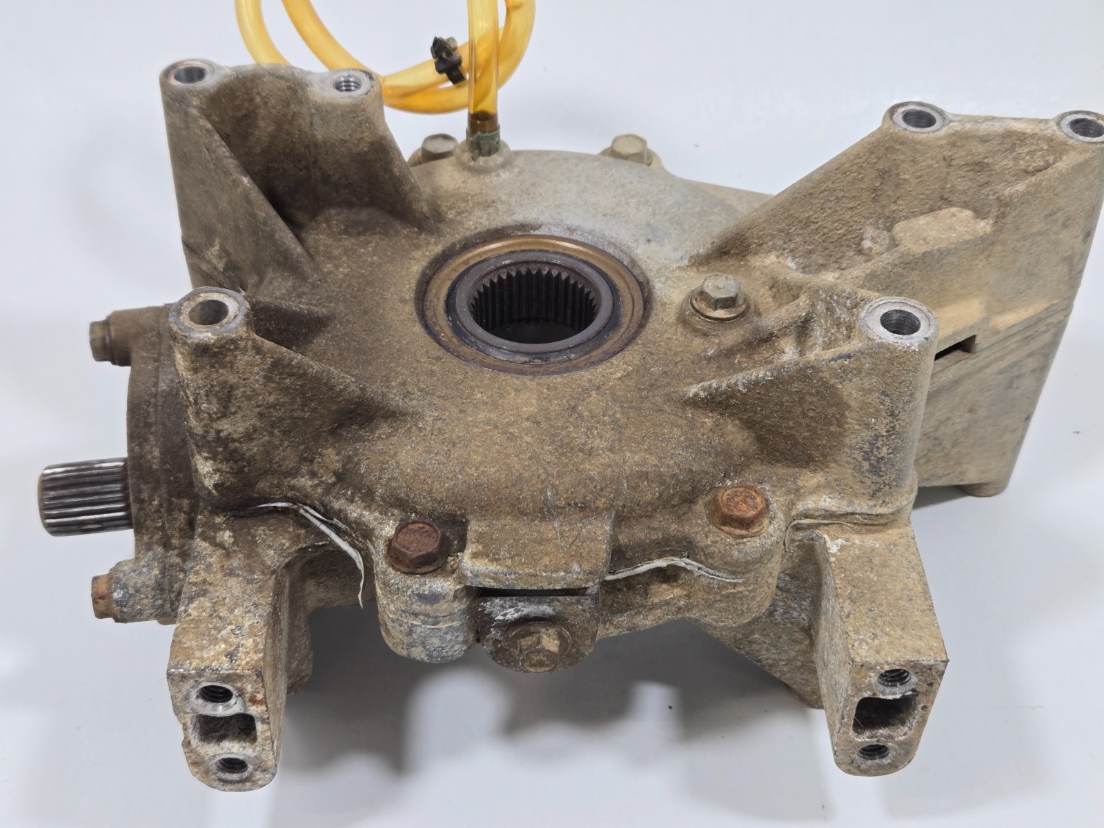 2003 Polaris Sportsman 700 Rear Differential Rear End Housing Gearbox 1341352