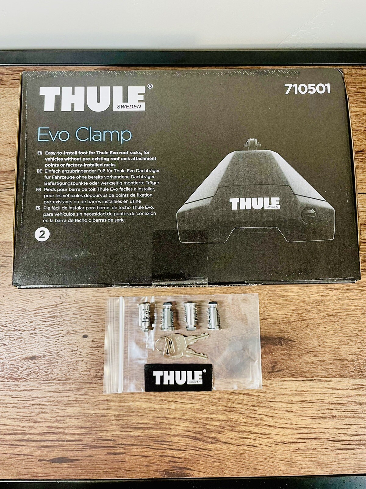 Thule Evo Clamp Foot Pack 710501 + Thule Metal Locks 4-Pack (Free $74.95 Value)