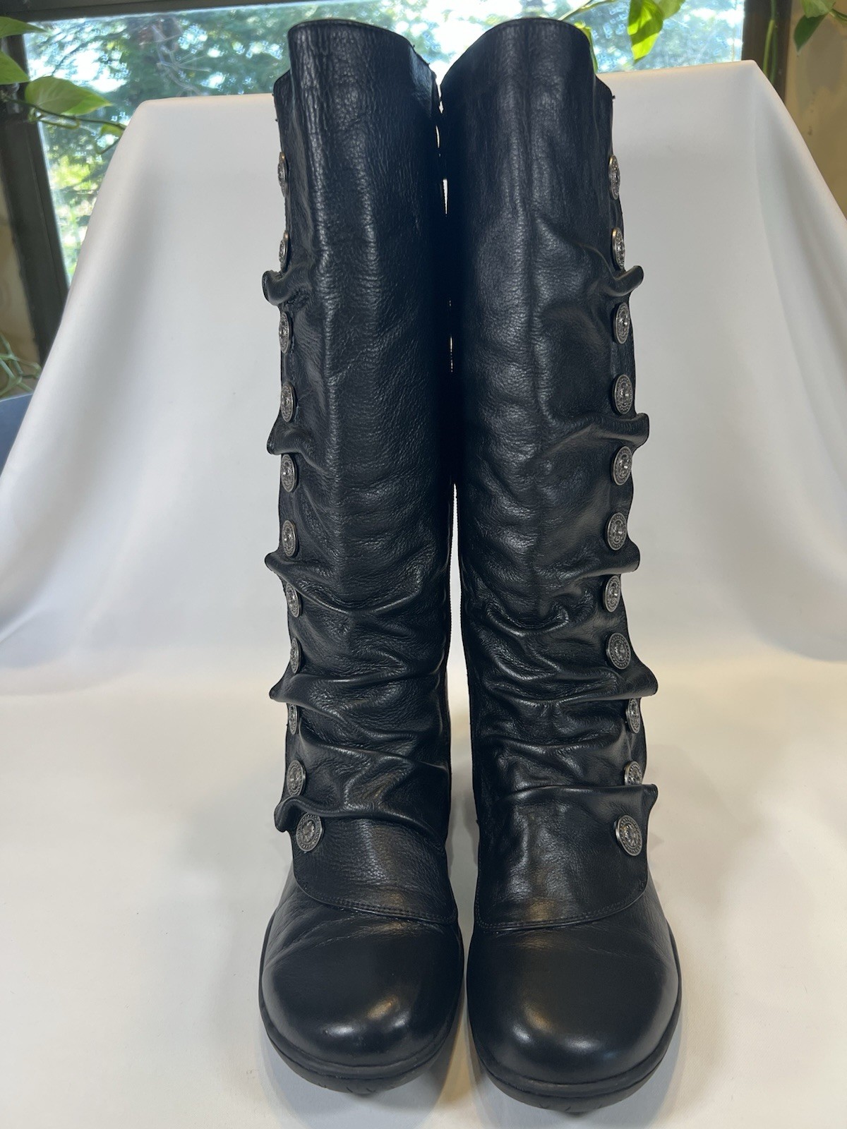 Bernie Mev Women's Whistle Knee High Blk Leather Boot Buttons Size 38 Steampunk