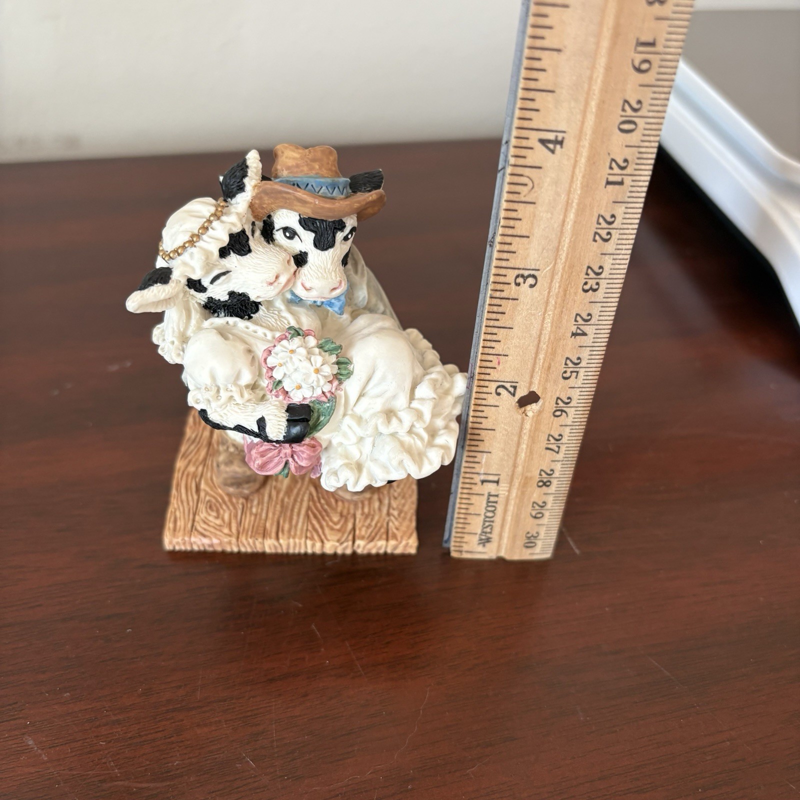 Ganz 1995 Mootrimoony Cowtown Collection Figurine- Cows Marriage