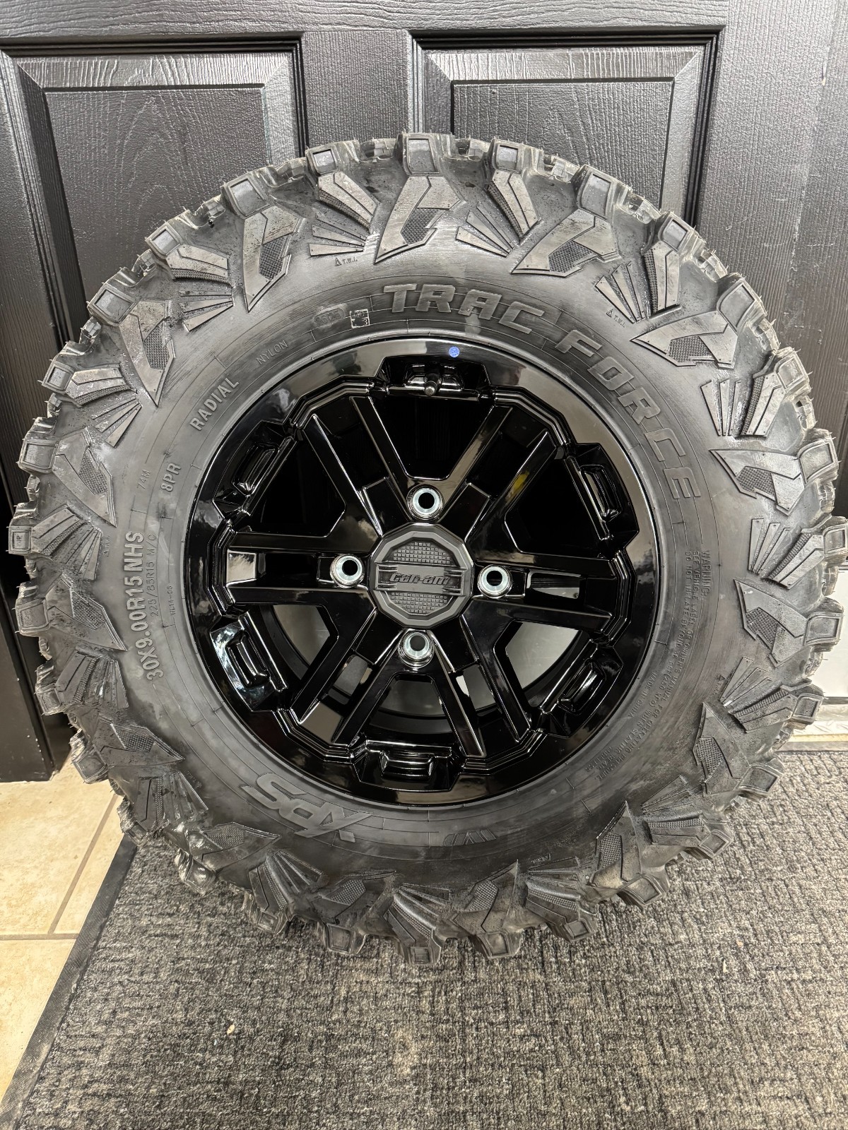 Can-Am Defender Lonestar 4/137 Front Wheel 30X9.00R15 XPS Trac Force tire