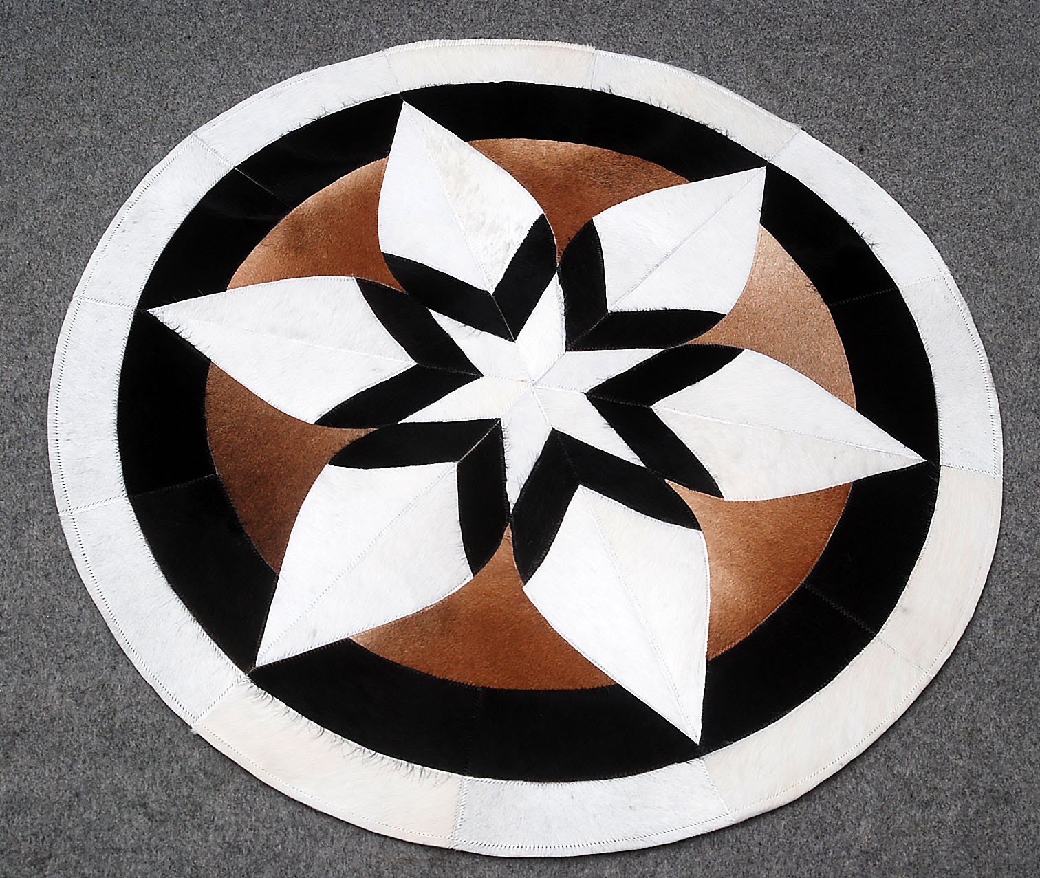 Cowhide Round Patchwork Carpet Handmade Cowhide Carpet  (36"x36")Home Décor 34