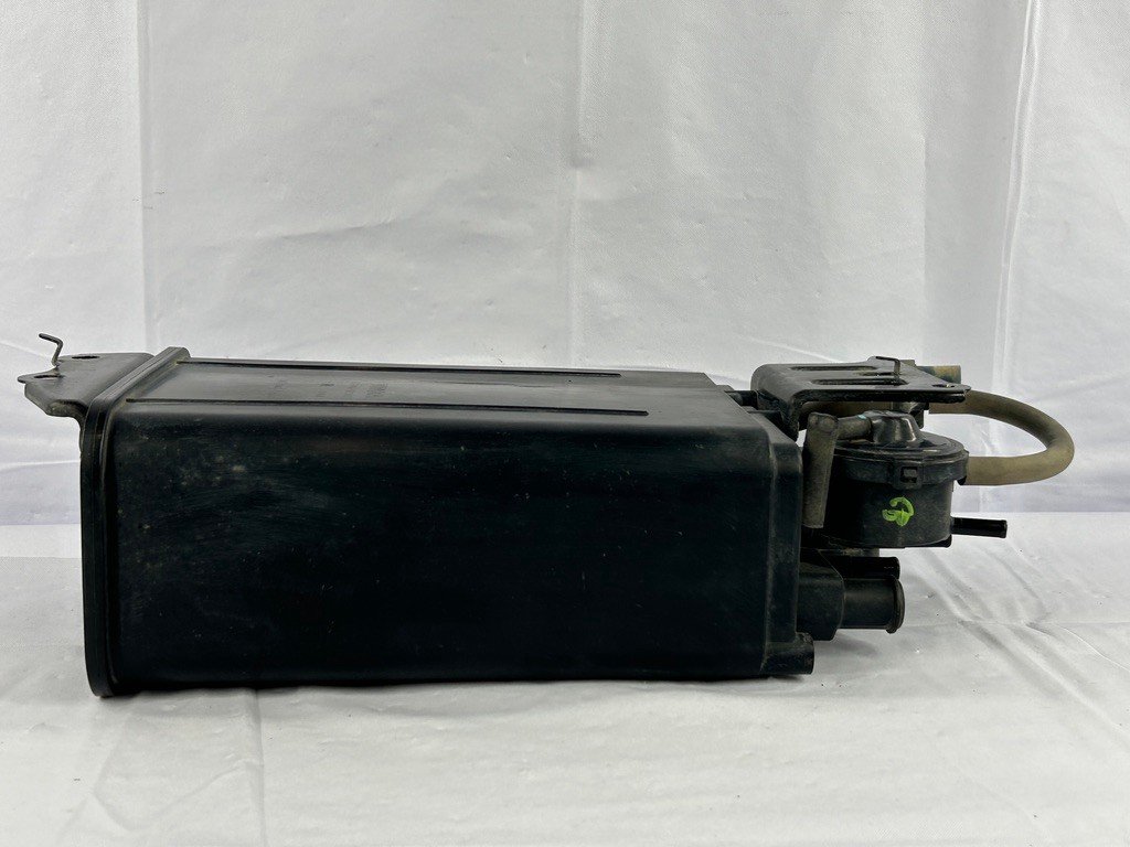 2001-2008 Toyota Sequoia Vapor Canister OEM