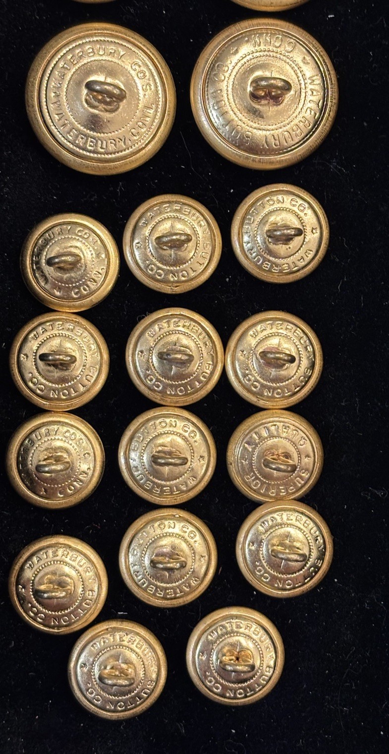 Waterbury Brass Buttons Seattle Washington Police Department Full Set