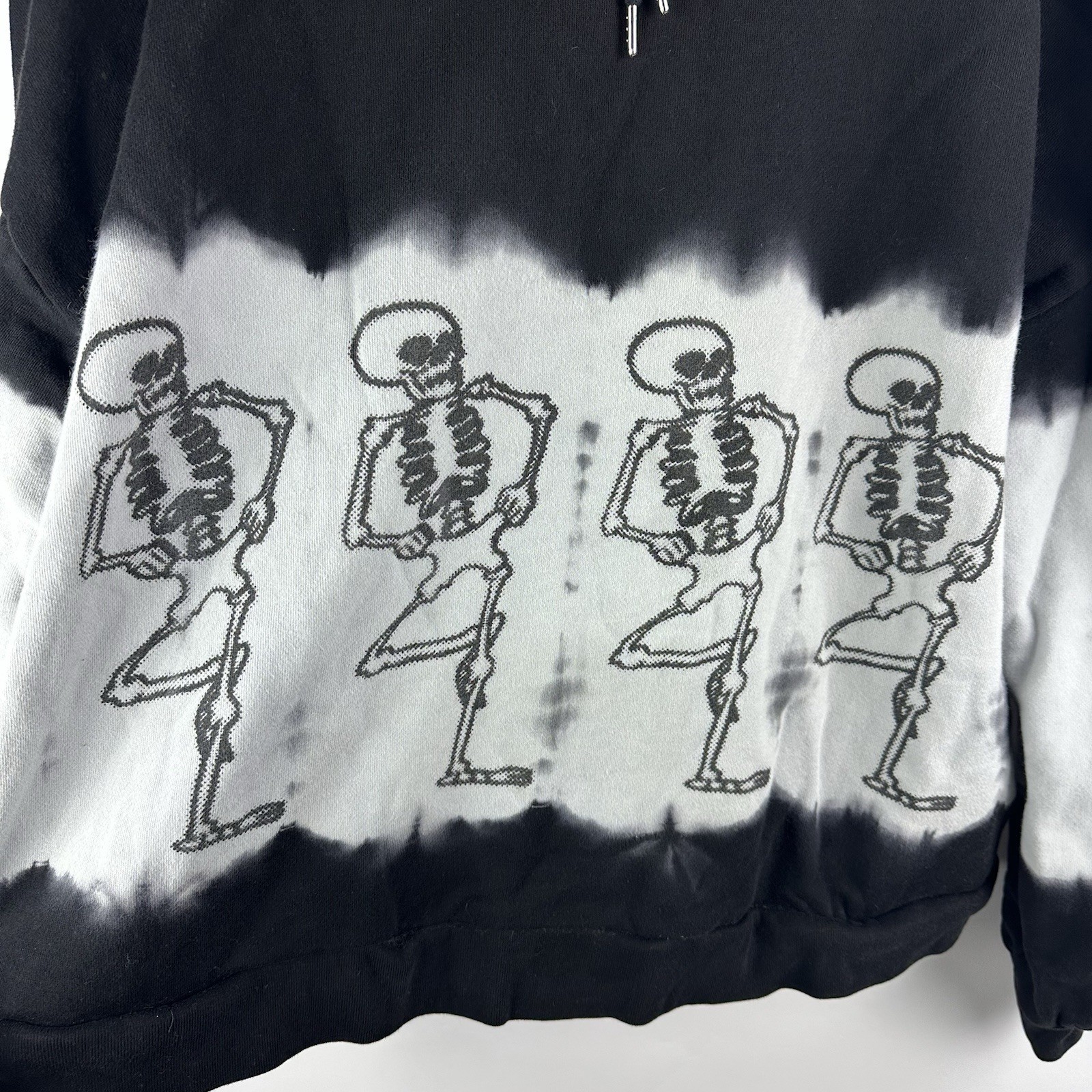 Disney Silly Symphony The Skeleton Dance Hoodie Size Large