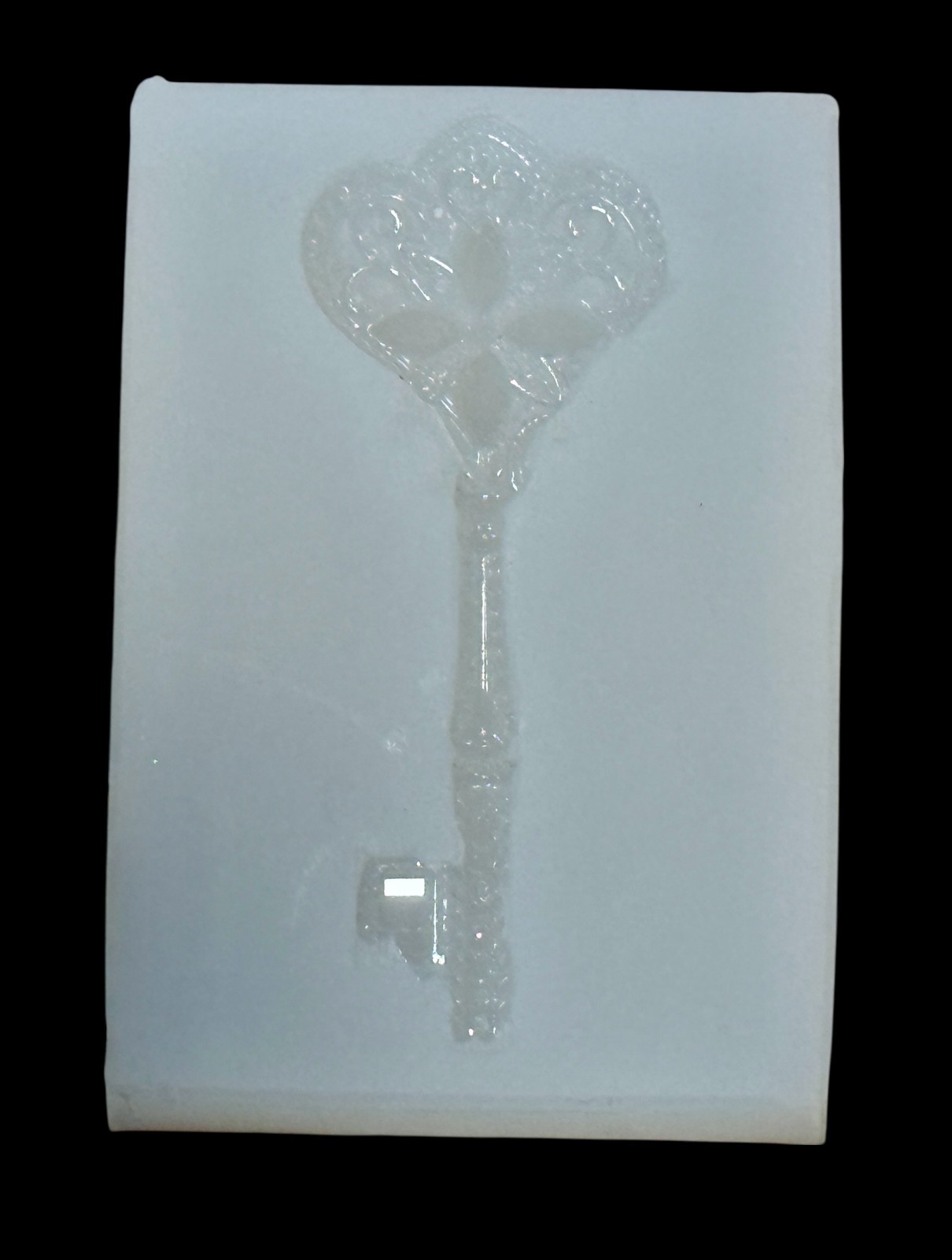 Handmade Crystal Skeleton Key Mold For Resin