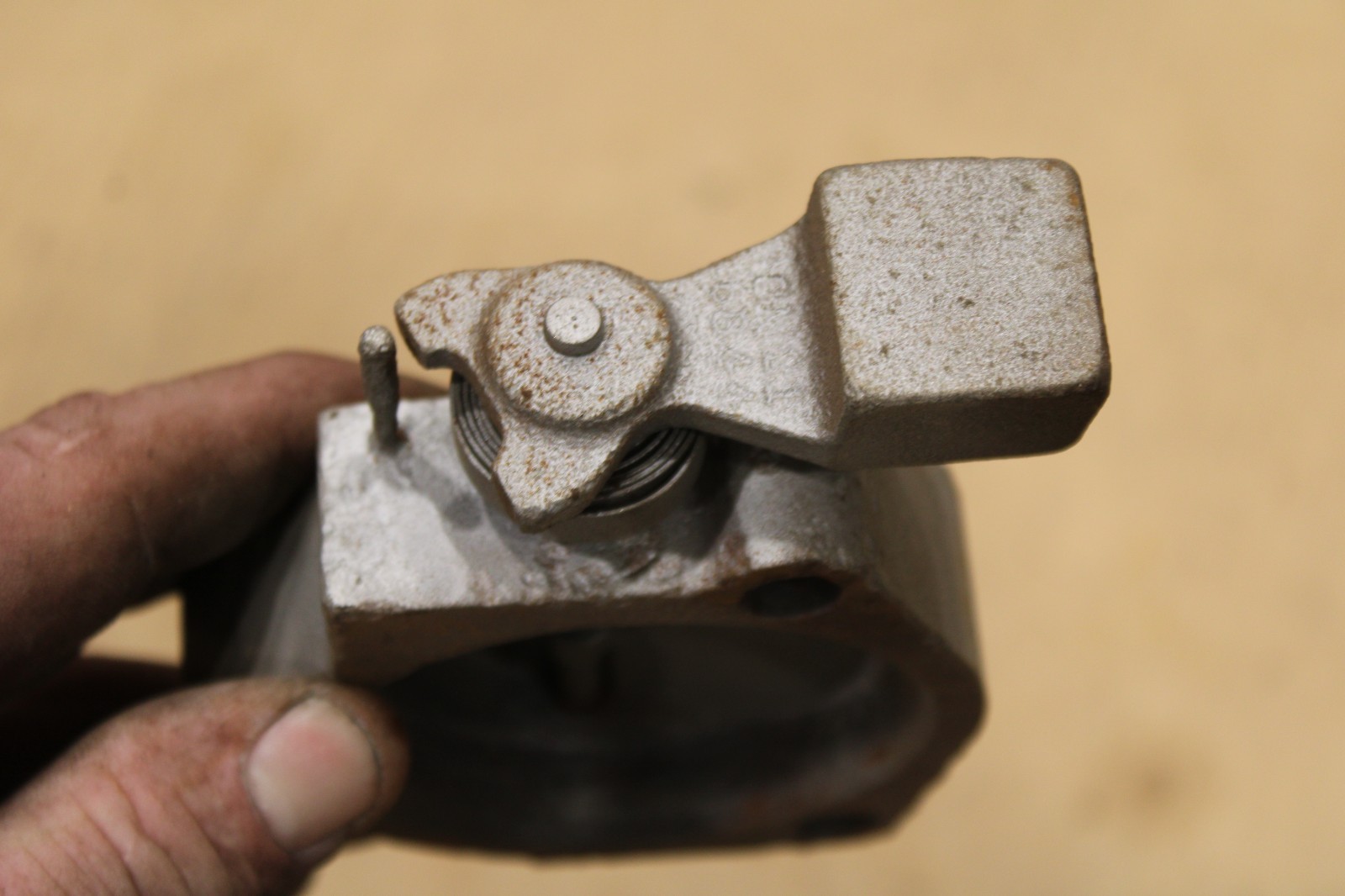 1962-1974 Corvette 2 1/2- inch Exhaust Heat Riser NOT WORKING