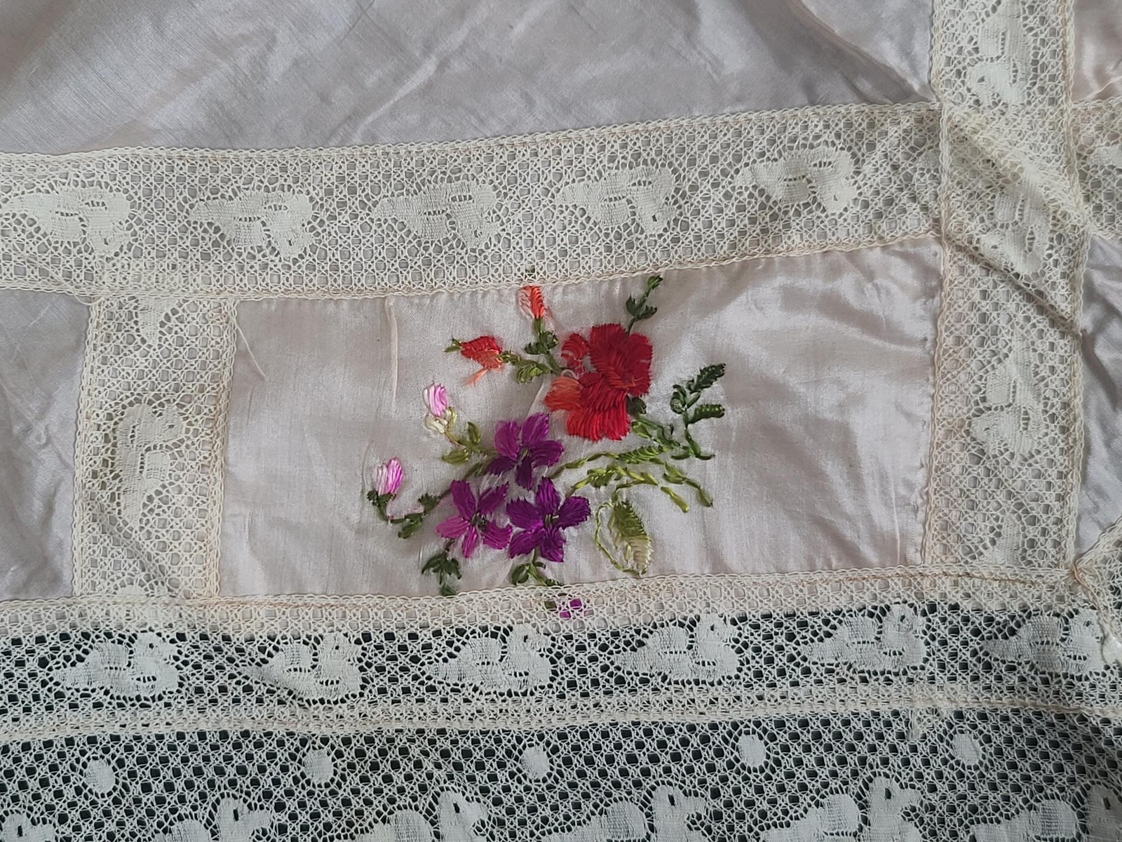 WWI Souvenir of France Silk Apron Allies Liberation Sweetheart Lace Duck Vintage