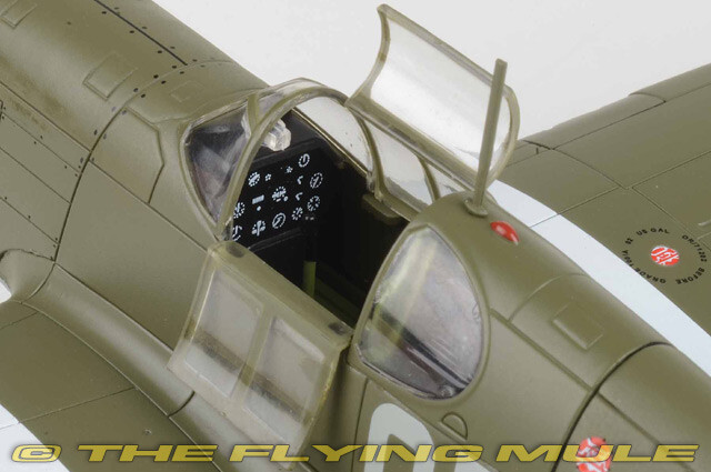 Hobby Master 1:48 P-51B Mustang USAAF 4th FG, 334th FS Steve Pisanos