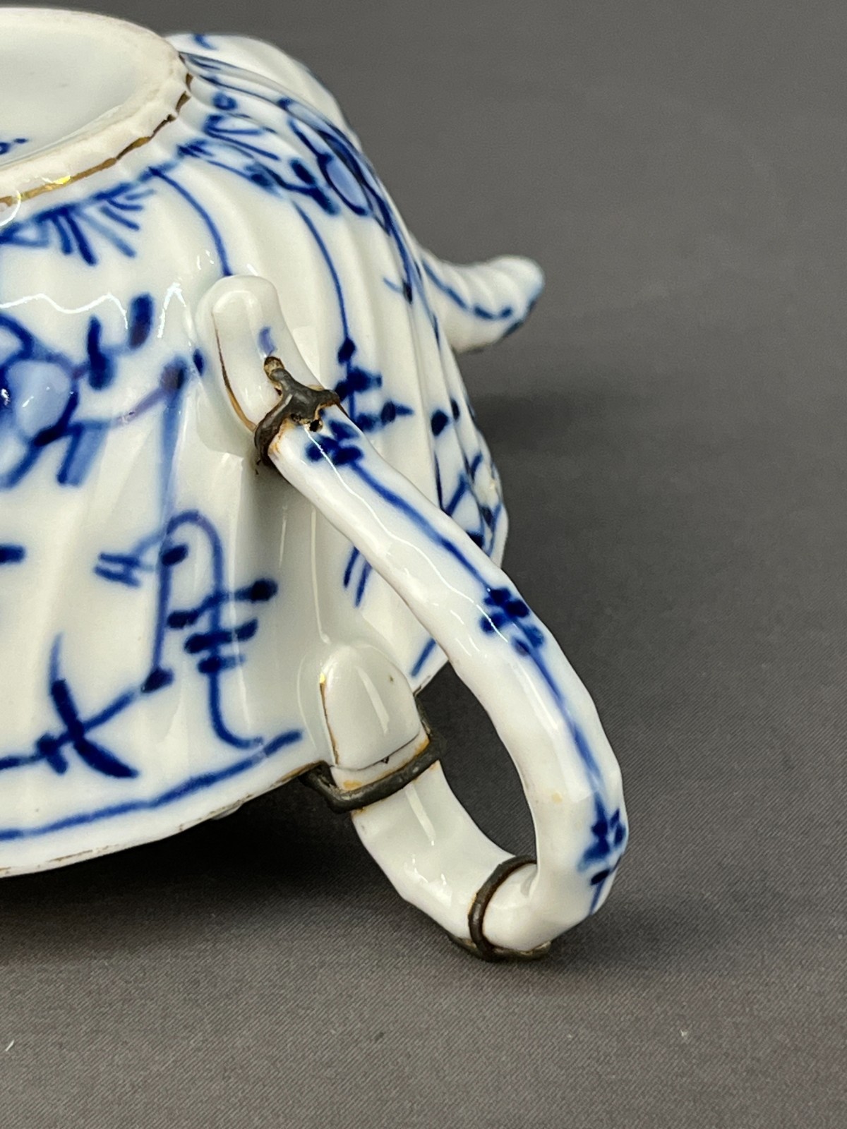 Royal Tettau BLUE ONION Invalid Feeder Pap Boat w/STAPLE REPAIR MAKE DO c. 1885