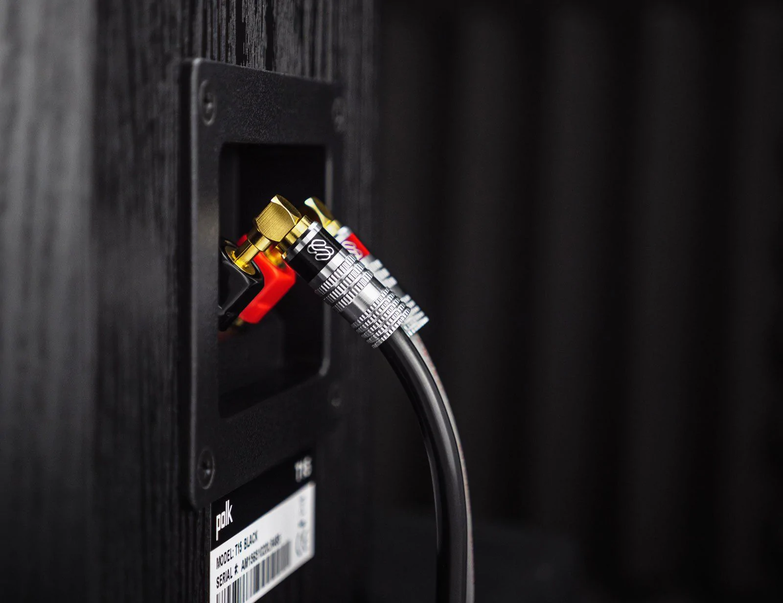 Silverback Banana Plugs with Right Angle Connectors