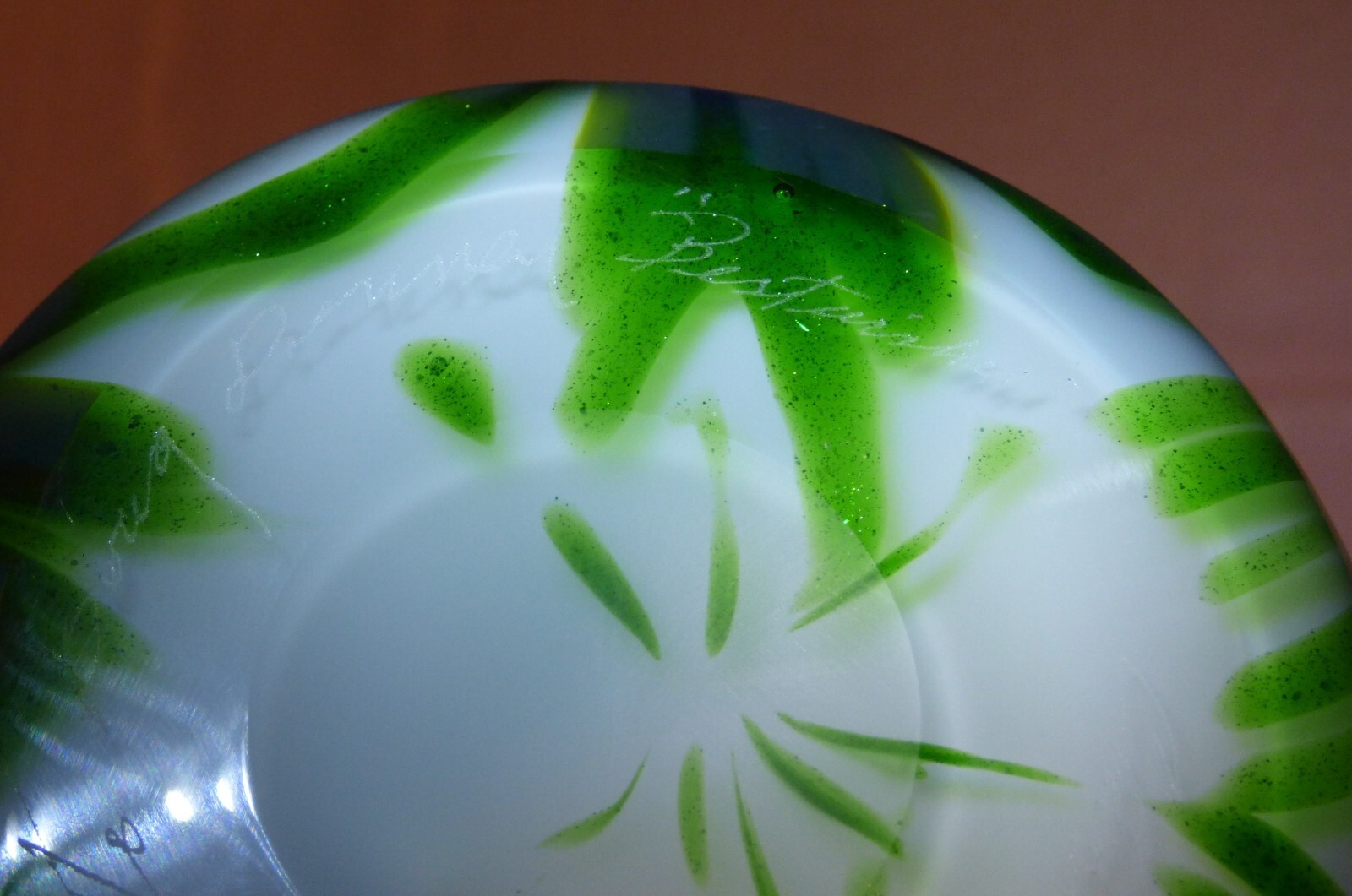 Charles Lotton Aventurine Art Glass Vase 2009 White/Green Pulled Feather 12 1/4"