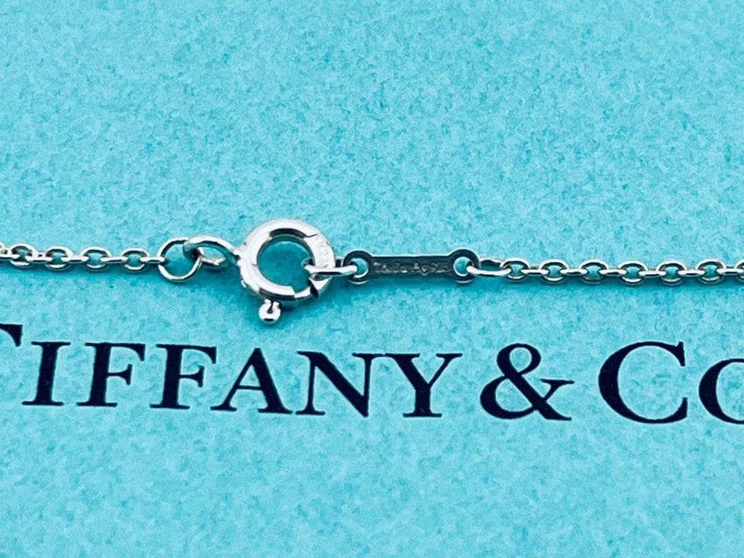 f103 Excellent condition Tiffany & Co. Loving Heart Bracelet Bangle 925
