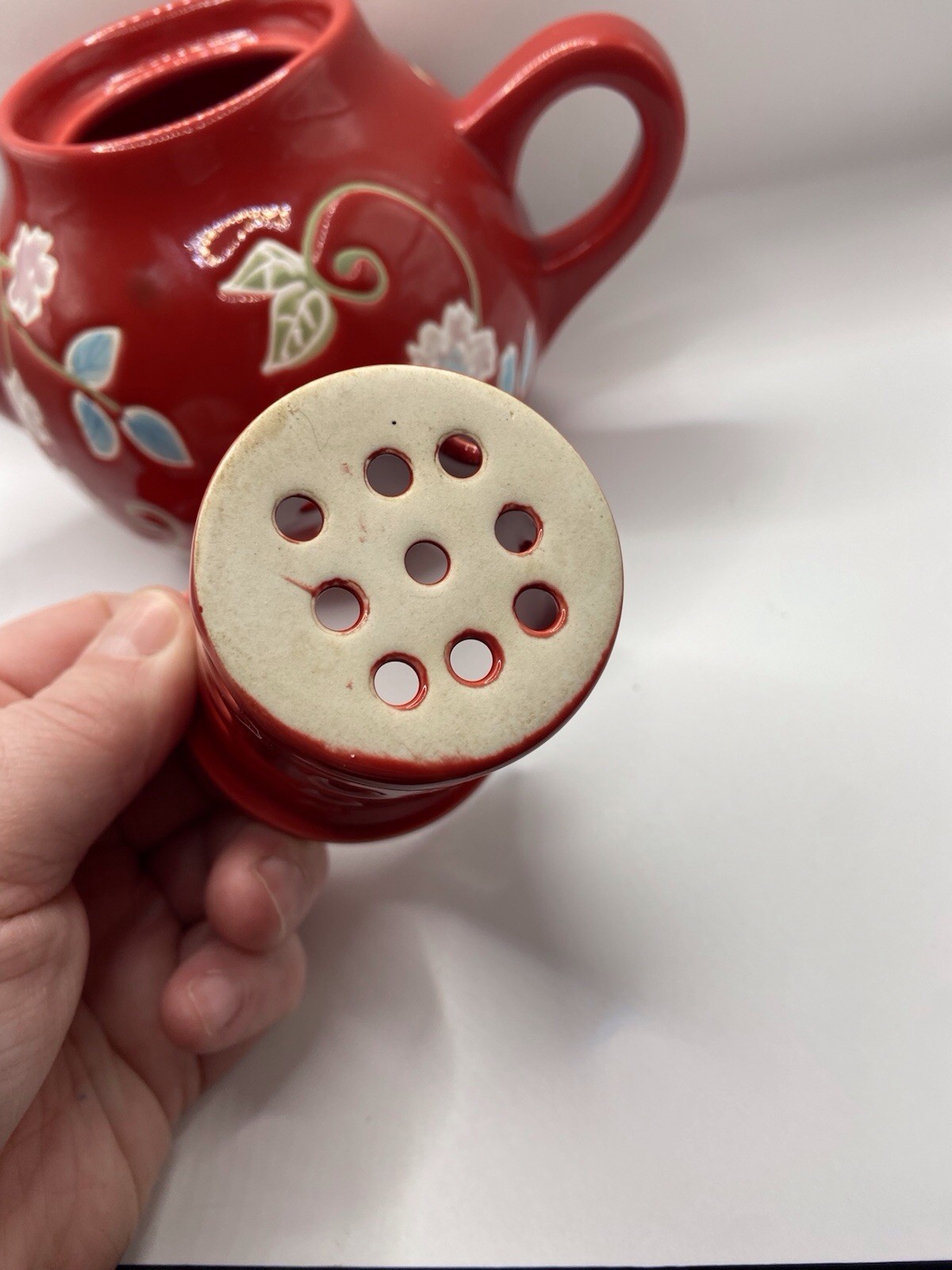 FSG Red Stoneware Floral Teapot With Strainer Pink Blue Green Flowers