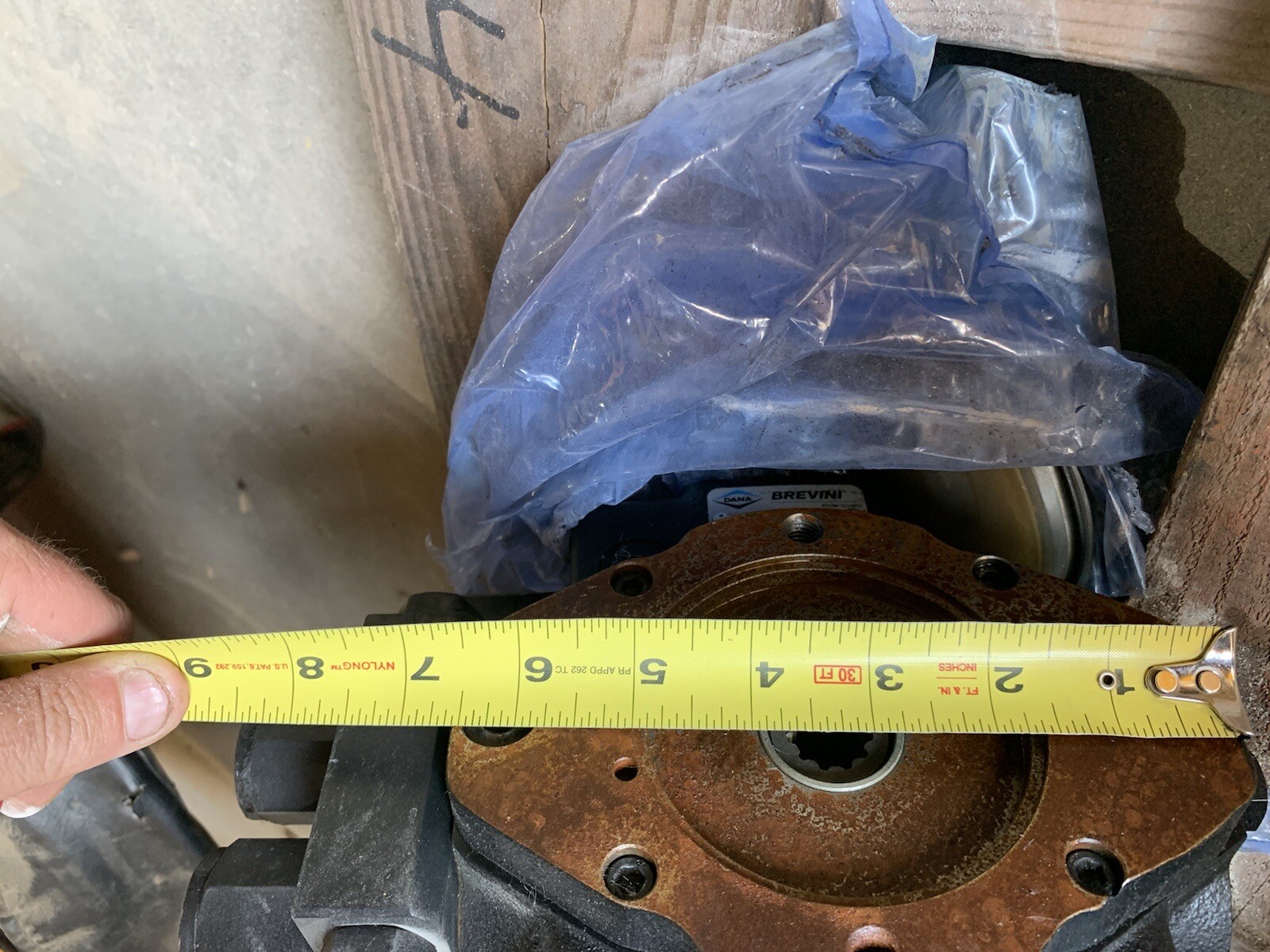 Ditch Witch hydraulic pump Dana Brevini R619-14781 MD10V21SE23DX11HIN