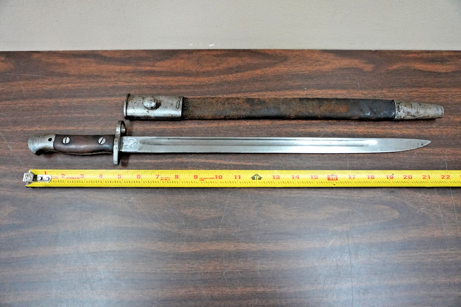 WWI British Lee-Enfield P1907 Rifle Bayonet with Scabbard Wilkinson 1917 Marked