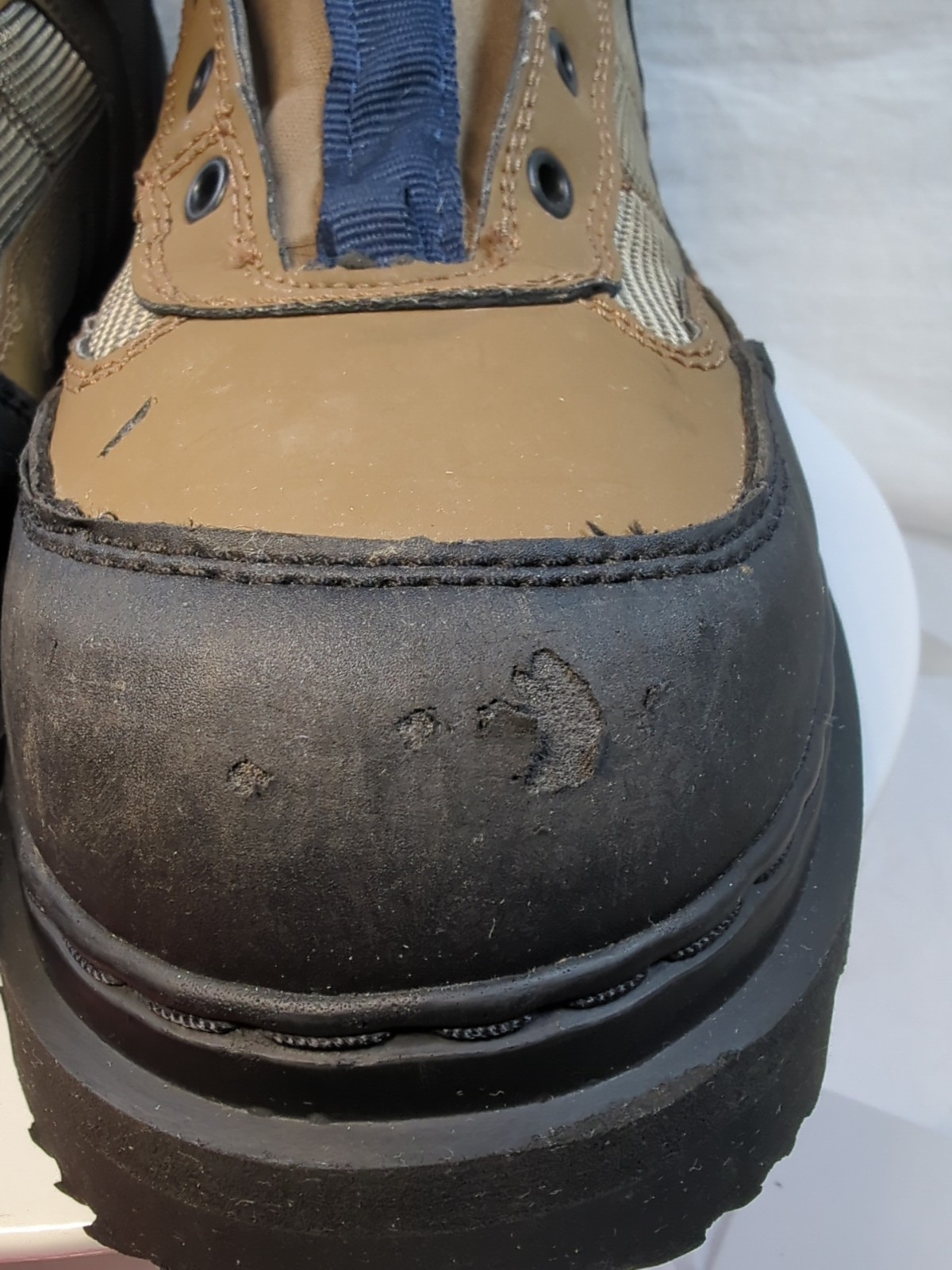 Cabela’s Ultralight Felt Sole Wading Boots Men's 11 M Brown Black